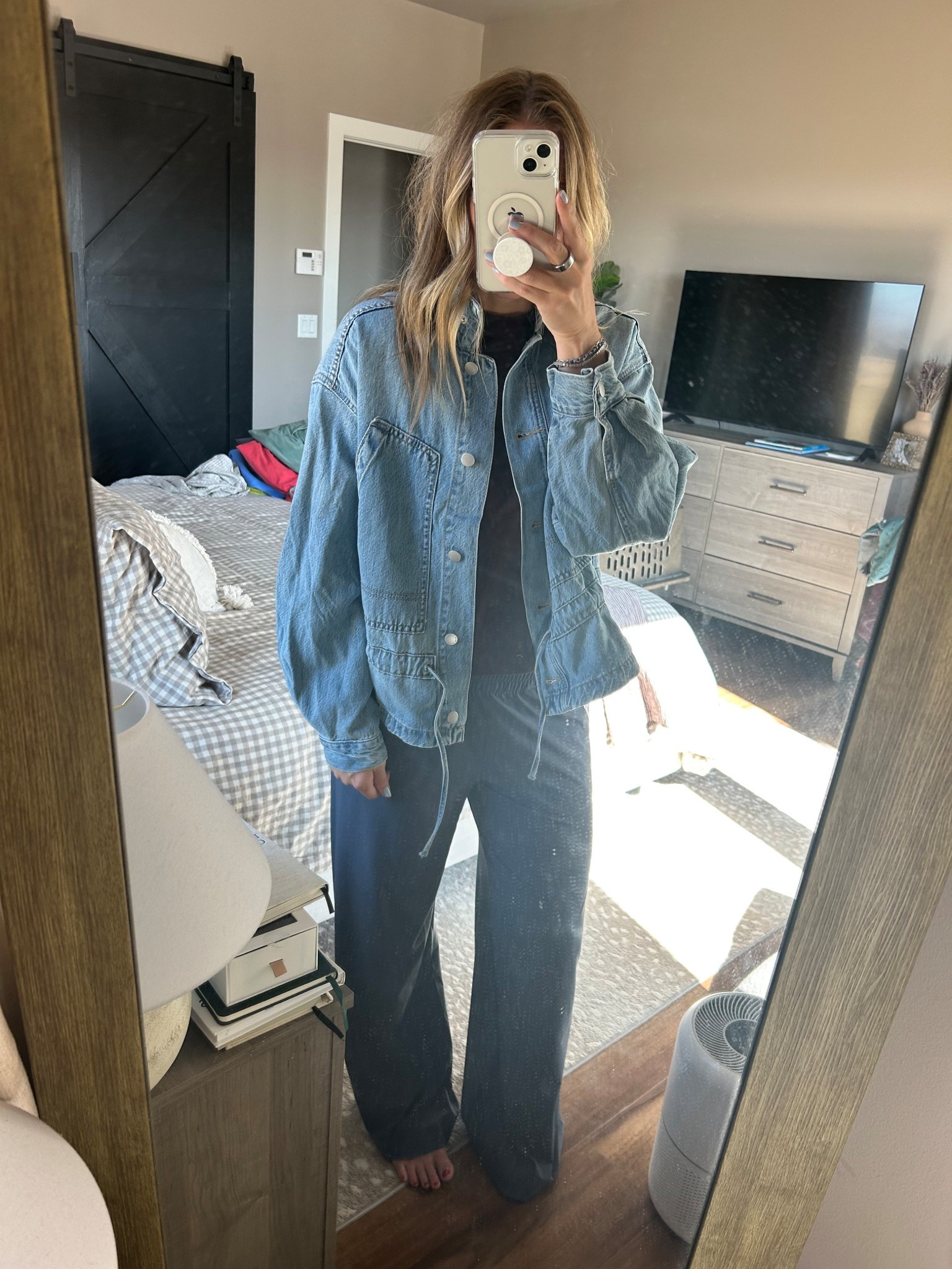 My Target denim jacket is finally online & now 30% off making it under $40! Wearing a small & it is pretty oversized. 

#LTKgrwm #LTKSaleAlert #LTKootd