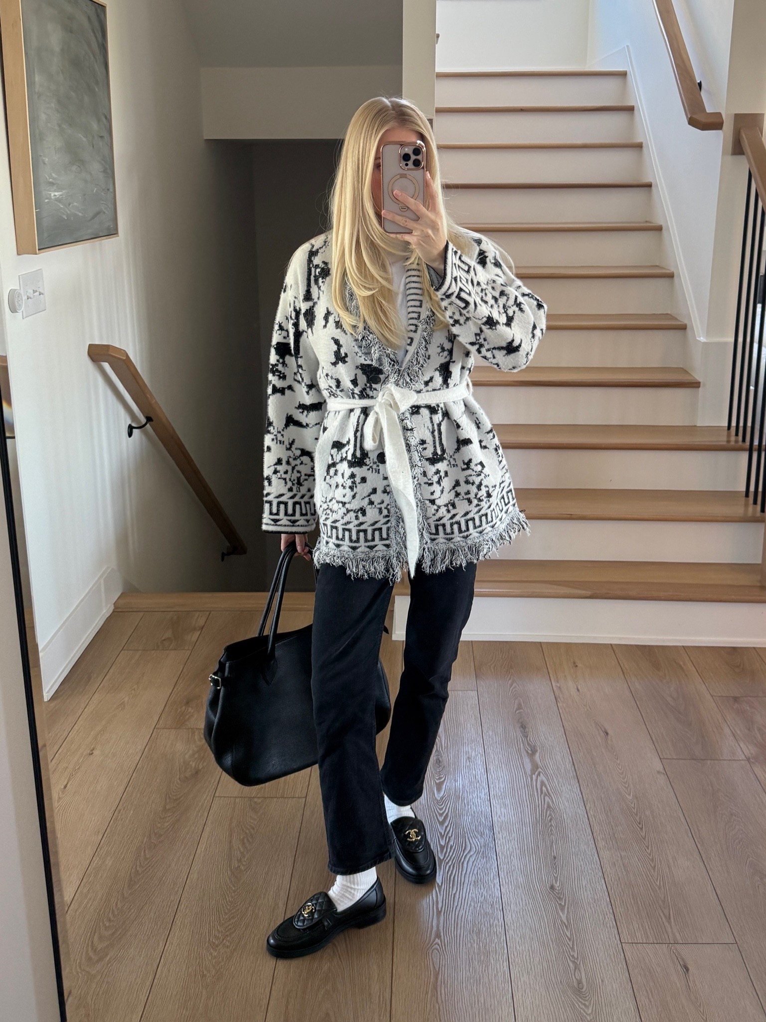 Back in stock!! Wearing a small in the cardigan, 26 in the jeans, linked similar shoes and bag! #kathleenpost

Chic style, everyday outfit idea, fall fashion, fall outfit idea, capsule wardrobe, trendy fashion 

#LTKStyleTip 



#LTKSeasonal

#LTKdayinmylife #LTKootd