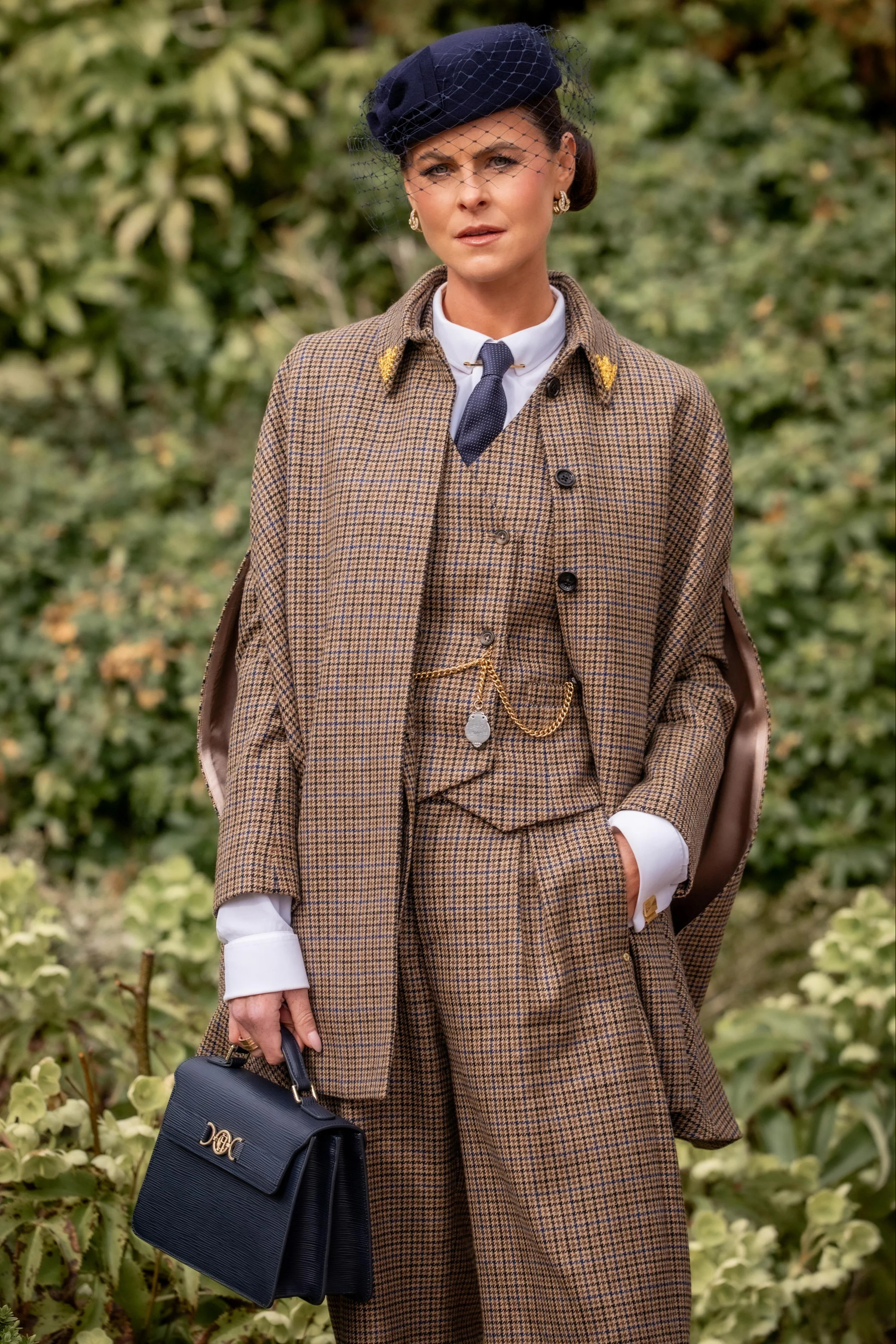 Knightsbridge Cape (Abbot Check Tweed) | Holland Cooper
