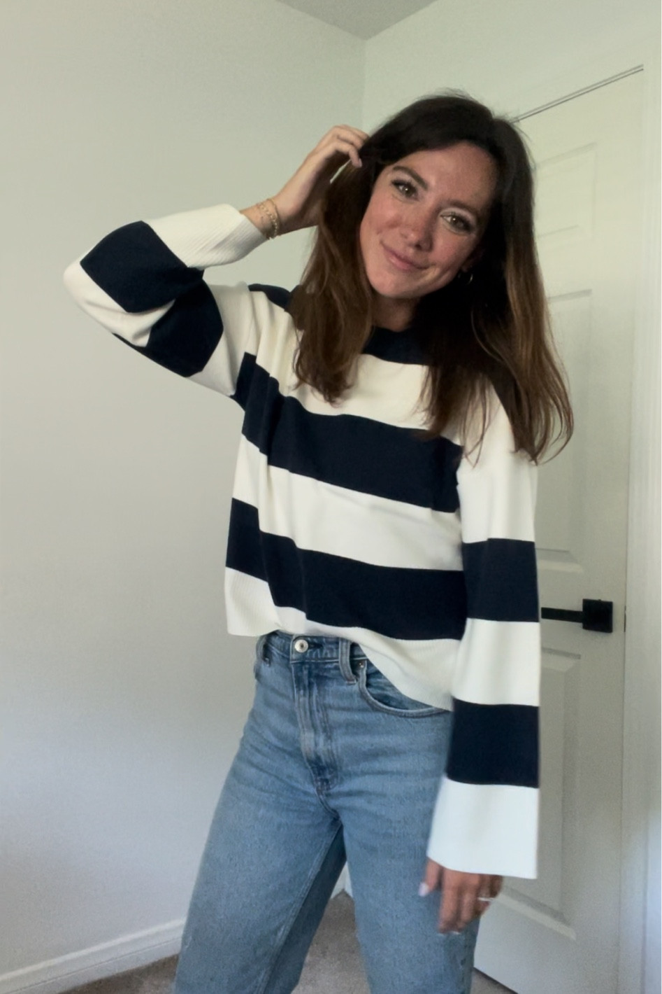 Lightweight navy blue and white sweater, perfect for summer nights! I’ll be wearing this for 4th of July 🥳🇺🇸

#LTKSummerSales #LTKSaleAlert #LTKFindsUnder50