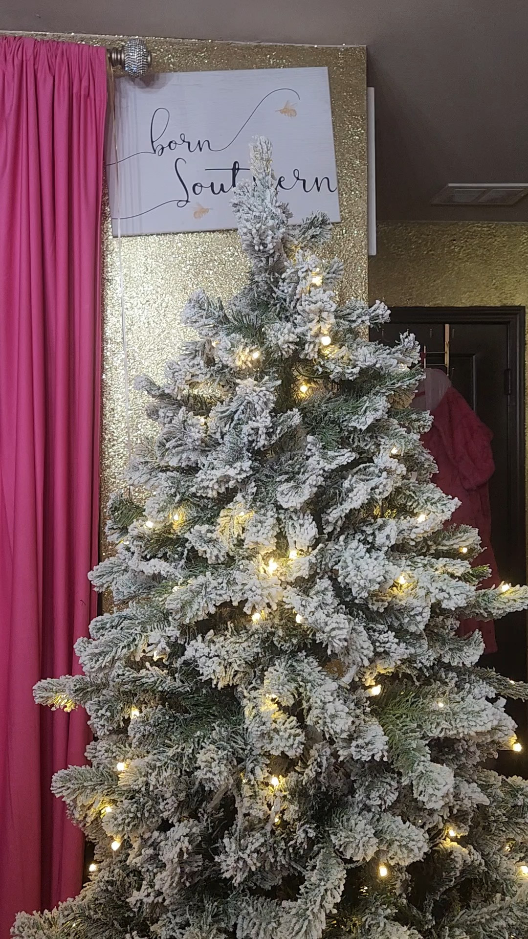 King of Christmas 

#LTKHoliday #LTKSeasonal #LTKHome