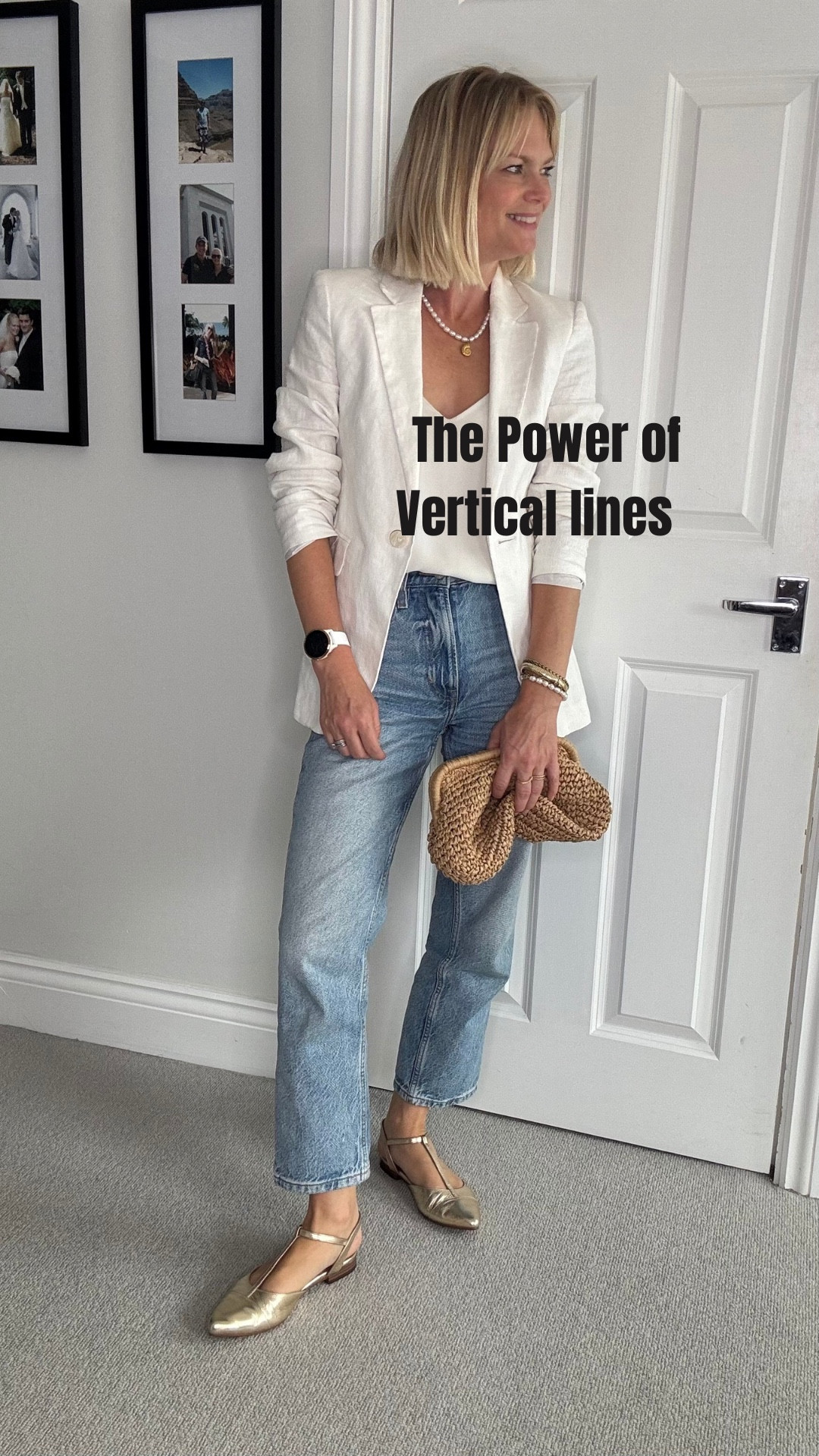 Want to look taller without wearing heels..👠? 

At 5ft 2 using the power of vertical lines to elongate the silhouette is a trick I regularly employ! 



One to save and share 📌📌

✔️ vertical stripes/prints 

✔️ vertical details such as buttons/pin ticks etc 

✔️ v necklines - particularly useful if you have a short torso 

✔️ layers worn open - blazers/coats/cardigans etc will elongate and slim as they draw the eye inwards as well as vertically 

Bags Amelia Rose Accessories 
Jewellery Clea Silk 

#petitedressing #petitestyle #petitetips #petitegirl #stylisttips 

#LTKpetite #LTKsummer #LTKstyletip