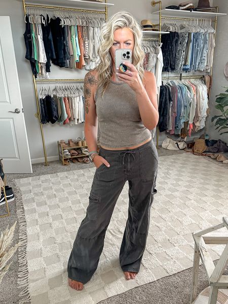 -Tank is from H&M, not available online, but linked a similar 
-Pants are tts (10 long) 2 new styles with different pockets 

#LTKsalealert #LTKstyletip