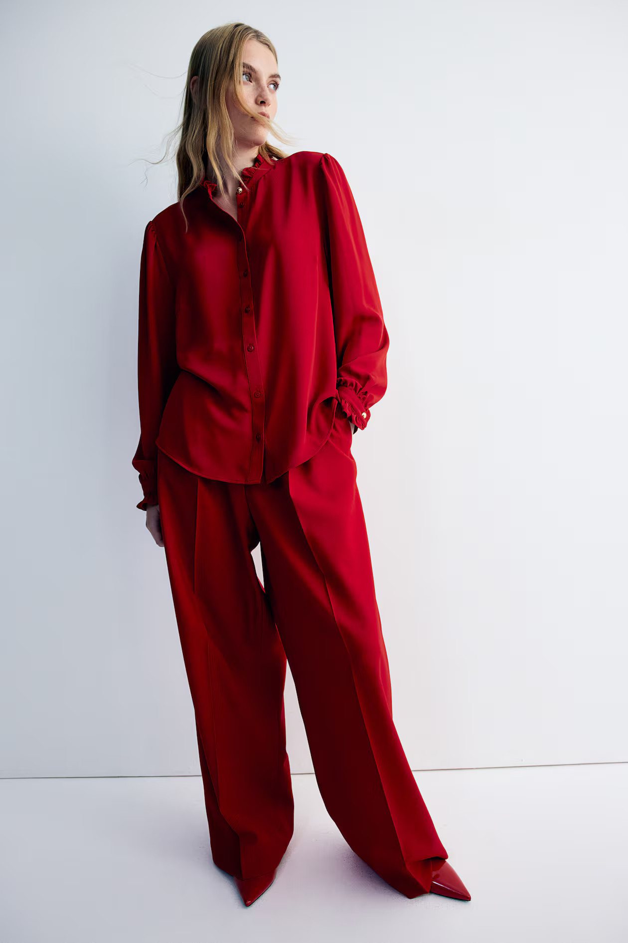 Frill-trimmed blouse - Red - Ladies | H&M GB | H&M (UK, MY, IN, SG, PH, TW, HK)