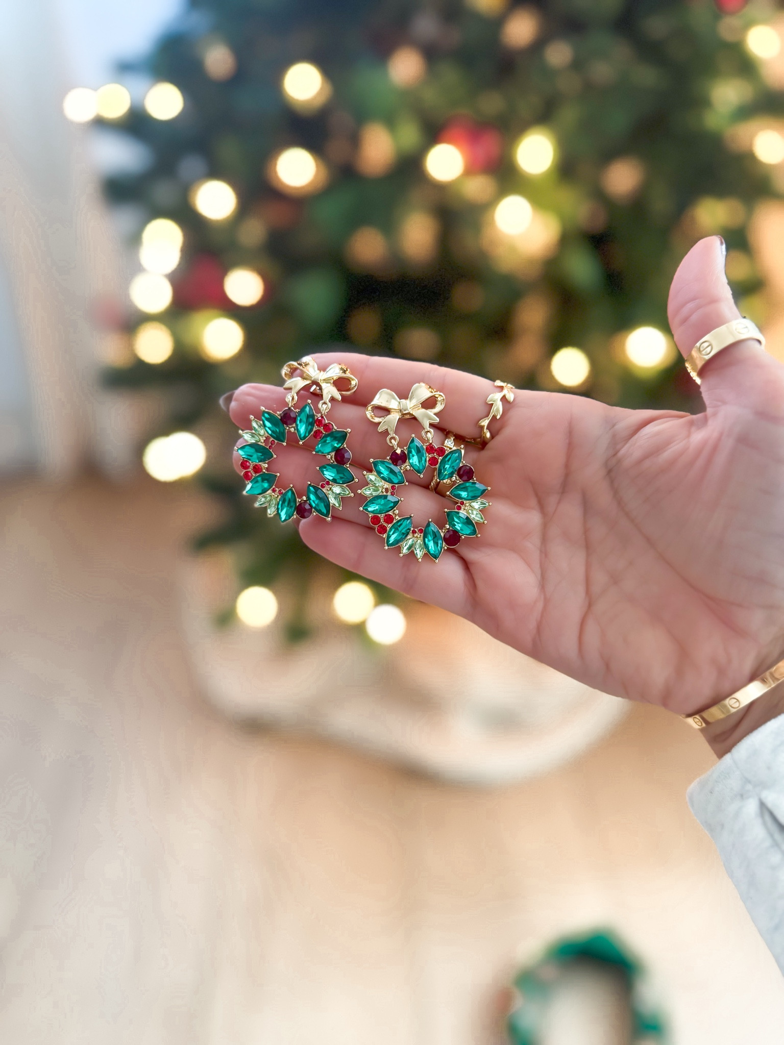 Amazon holiday accessories. Amazon Christmas earrings. Amazon bow earrings. Amazon Christmas headbands. Gift ideas for her. Stocking stuffer ideas. Gift for best friend. White elephant gift.

#LTKCyberWeek #LTKHoliday #LTKGiftGuide