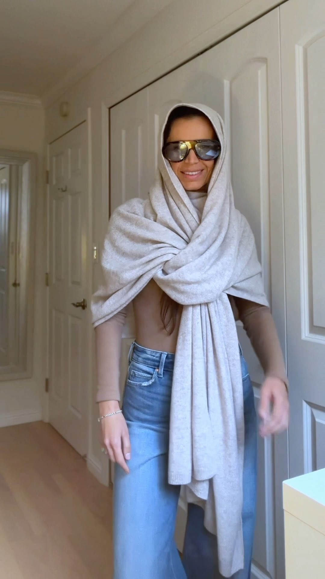 Cashmere wrap comes in many colors
Camel mock/turtleneck sz S - it has built in bra 🙌
Use code Vesna20 for 20% off
Wide leg jeans size 27

I’m 5’5” 122 lbs 



#LTKHoliday #LTKGiftGuide #LTKdayinmylife