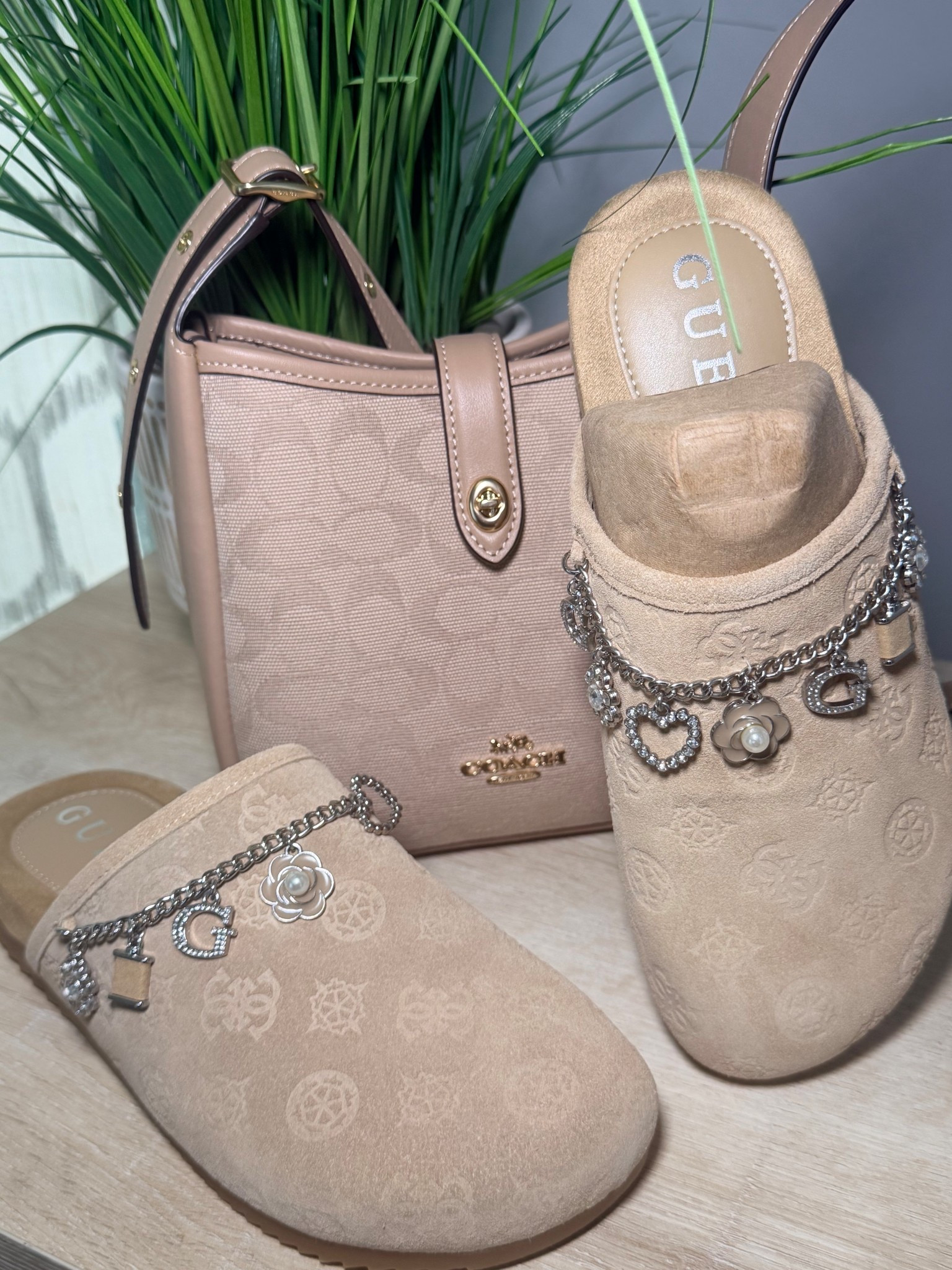 GETTING SPRING OUTFIT READY! MOM LIFE! #style #fashion #beauty #makeup #MOMLIFE #40+ #Sale #Salealert @Macys #coach @Guess 

#LTKSaleAlert #LTKBeauty #LTKOver40