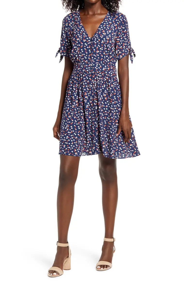 Tie Sleeve Button Front Dress in Mini Daisy | Nordstrom