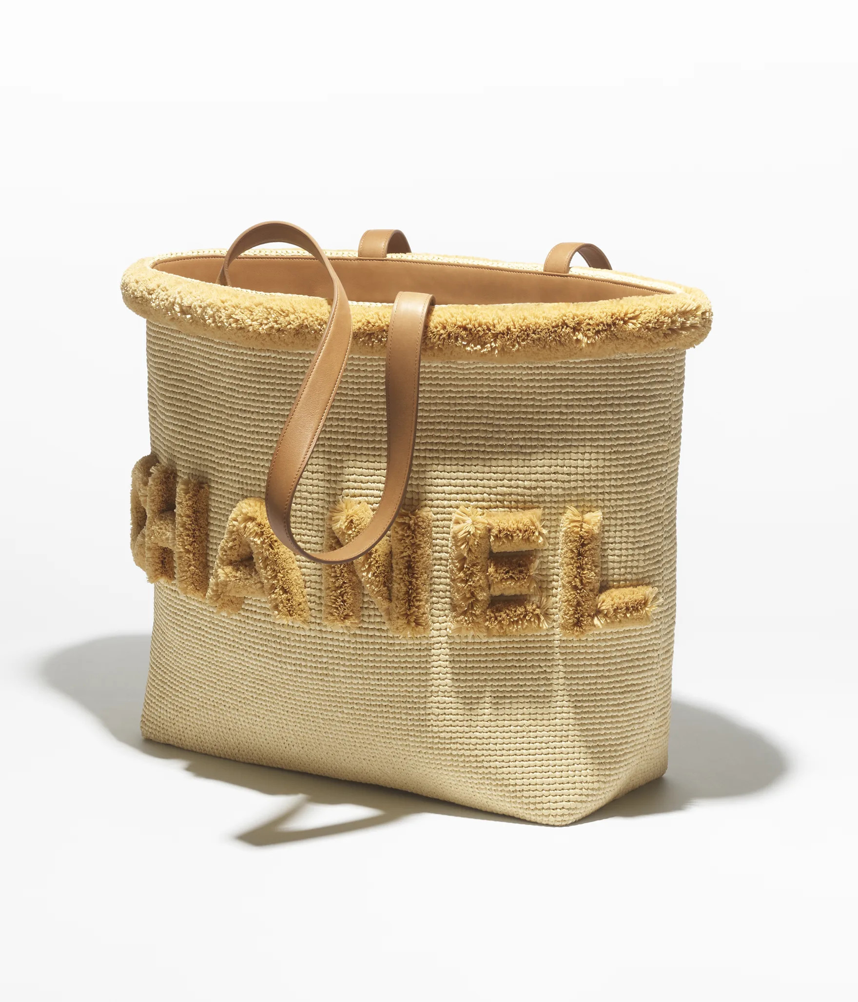 Maxi shopping bag, ,  &mdash; Fashion | CHANEL | CHANEL | Chanel, Inc. (US)