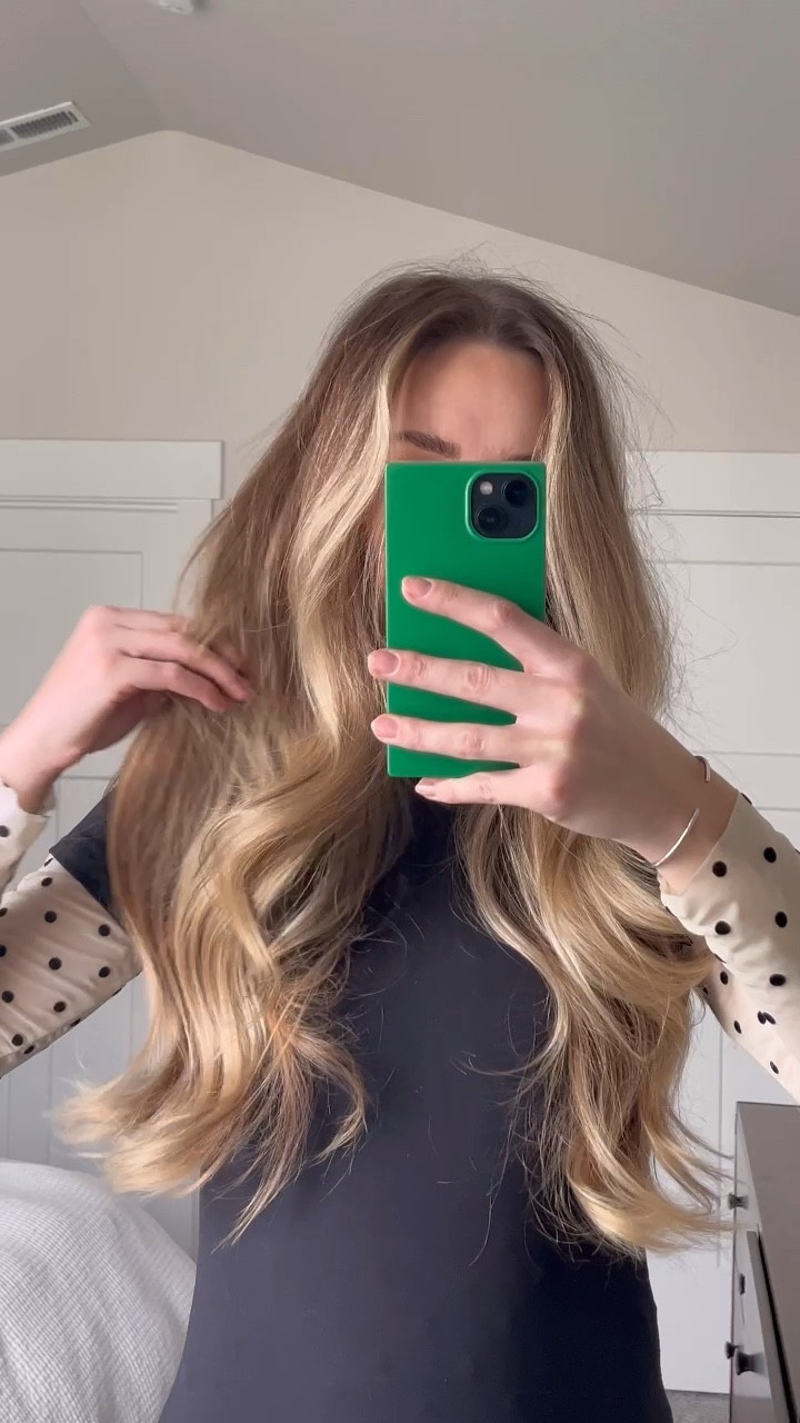 my fav outcome from heatless curlers 🤤 check out my next video for the how to/ unveiling 

#LTKStyleTip #LTKBeauty