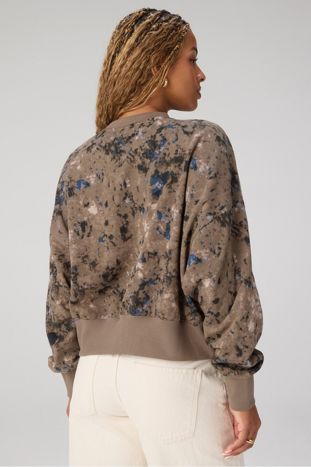 Year Round Terry Crew Neck Sweatshirt | Fabletics