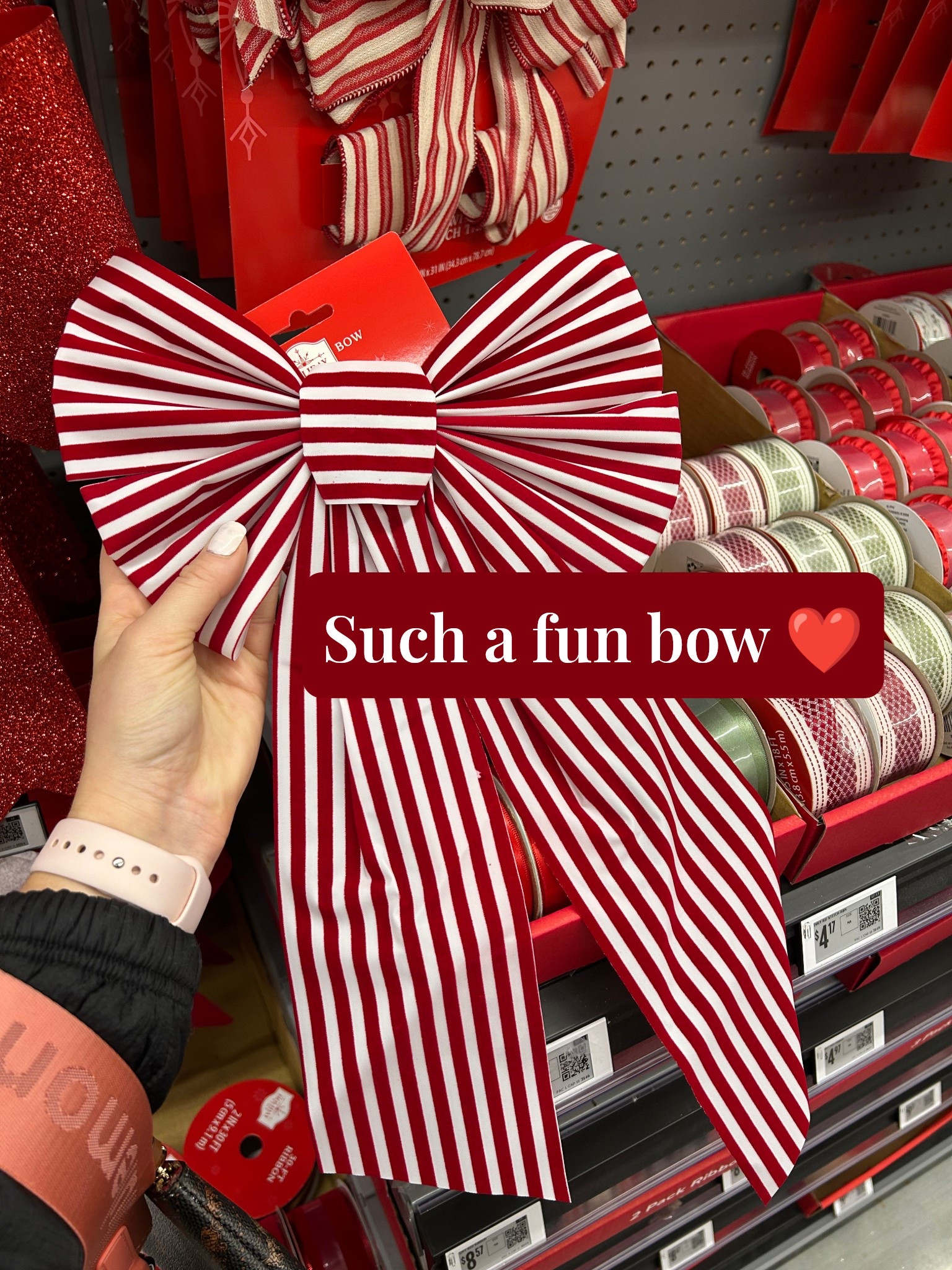 If you know me you know I put bows on everythinggg for Christmas 

#LTKHoliday #LTKHome