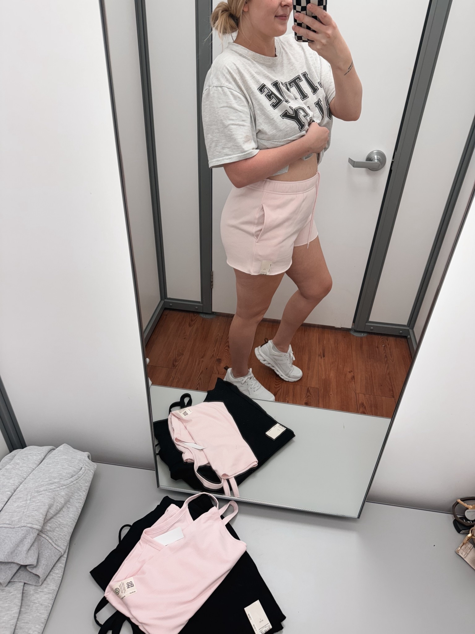Everyone favorite pink shorts😍 with multiple matching tops 🤭

#LTKgrwm #LTKootd #LTKMidsize