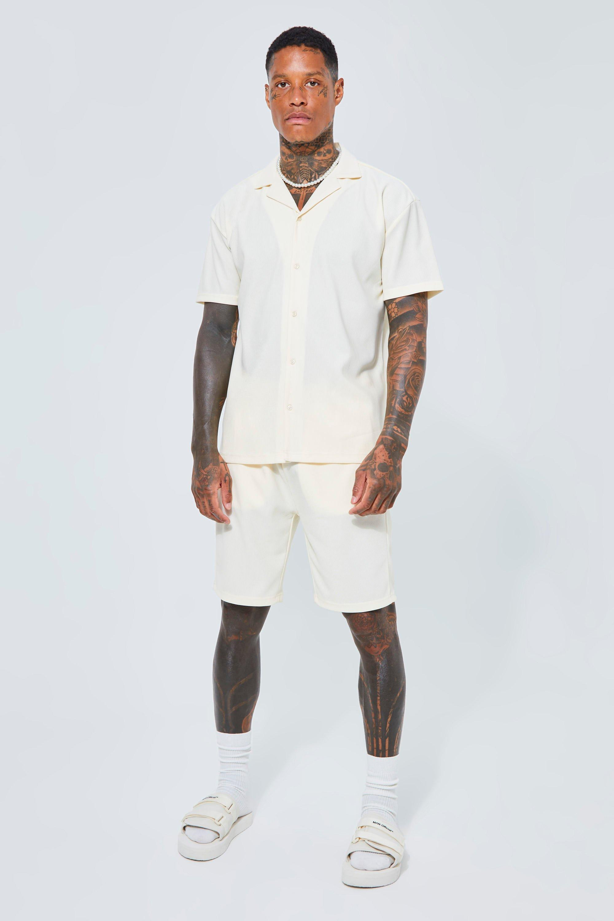 Geripptes Hemd und Shorts-Set | boohooMAN (DE, IE & UK)
