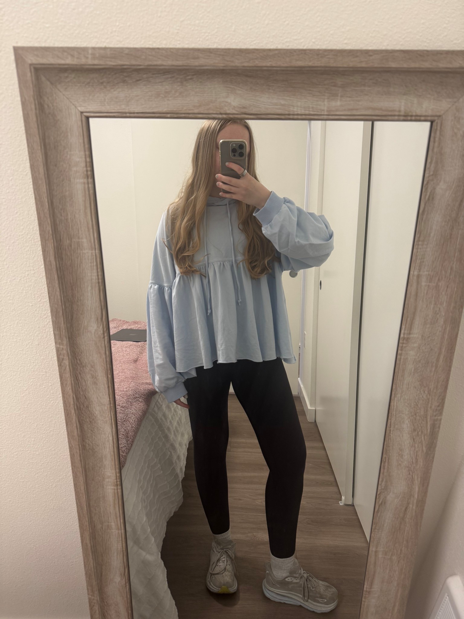 Gloomy day ootd 🌧️🎧