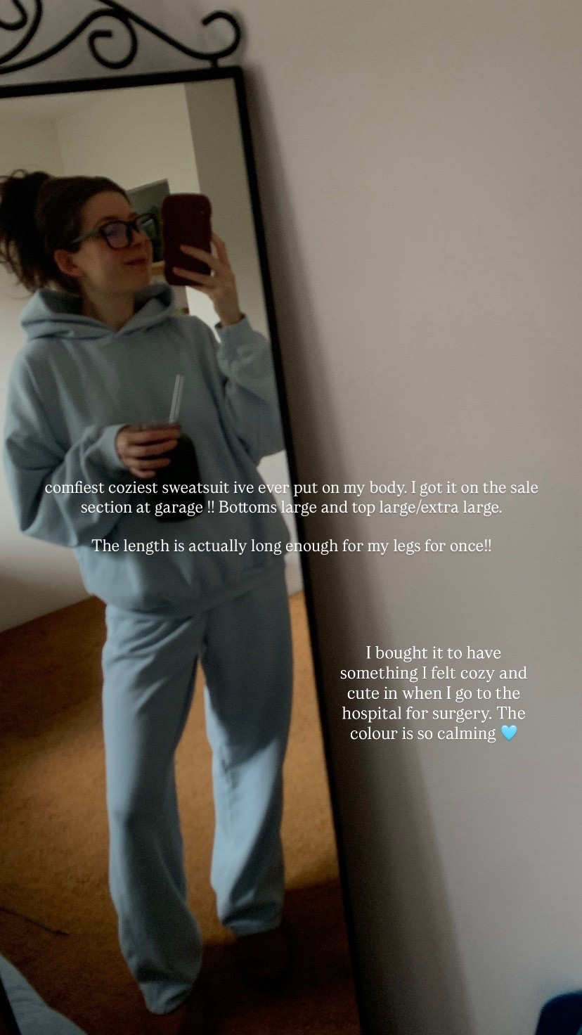 I’ve been sleeping on the garage ultrafleece…. So soft. So cozy. Linked the sweatpants !! Sweater sold out in this colour but they do have matching tops 🫶

#LTKsale #LTKfall #LTKcanada