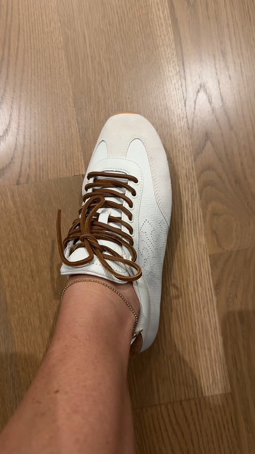 Perfect Fall Sneakers 🍁 

#LTKSeasonal #LTKHalloween #LTKShoeCrush