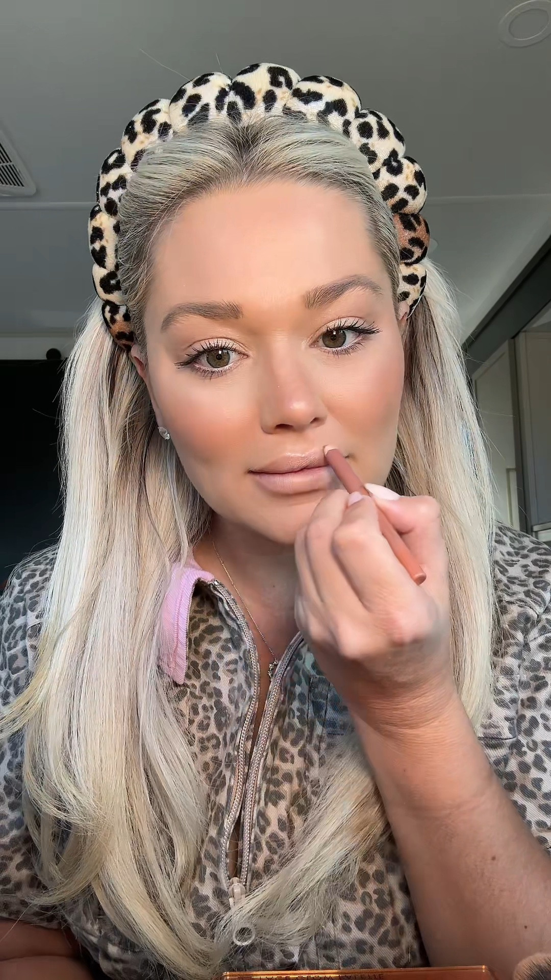 Easy fall makeup!


#LTKBeauty #LTKFindsUnder50