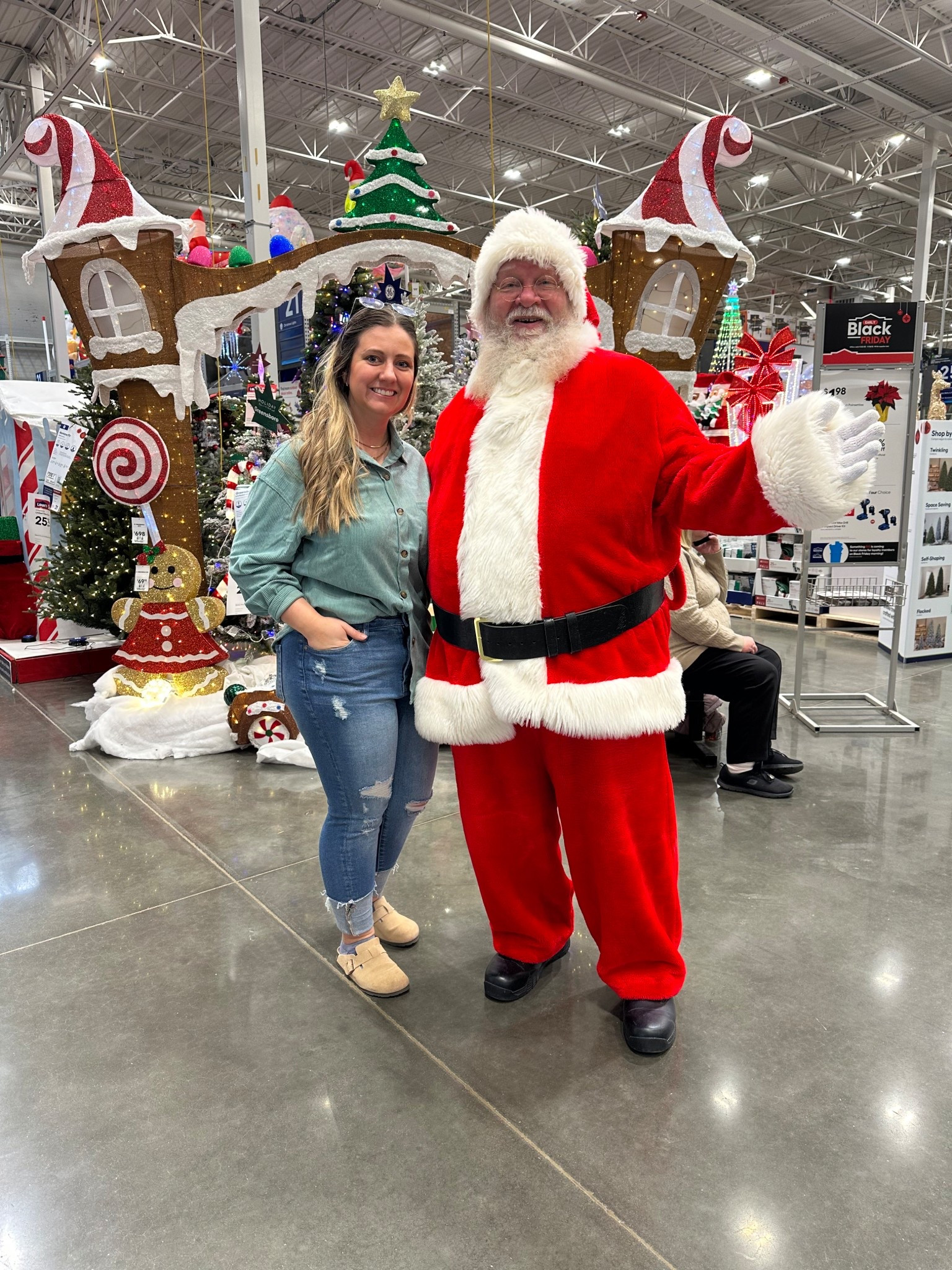 Annual photo with Santa! I know him! 🎅 
