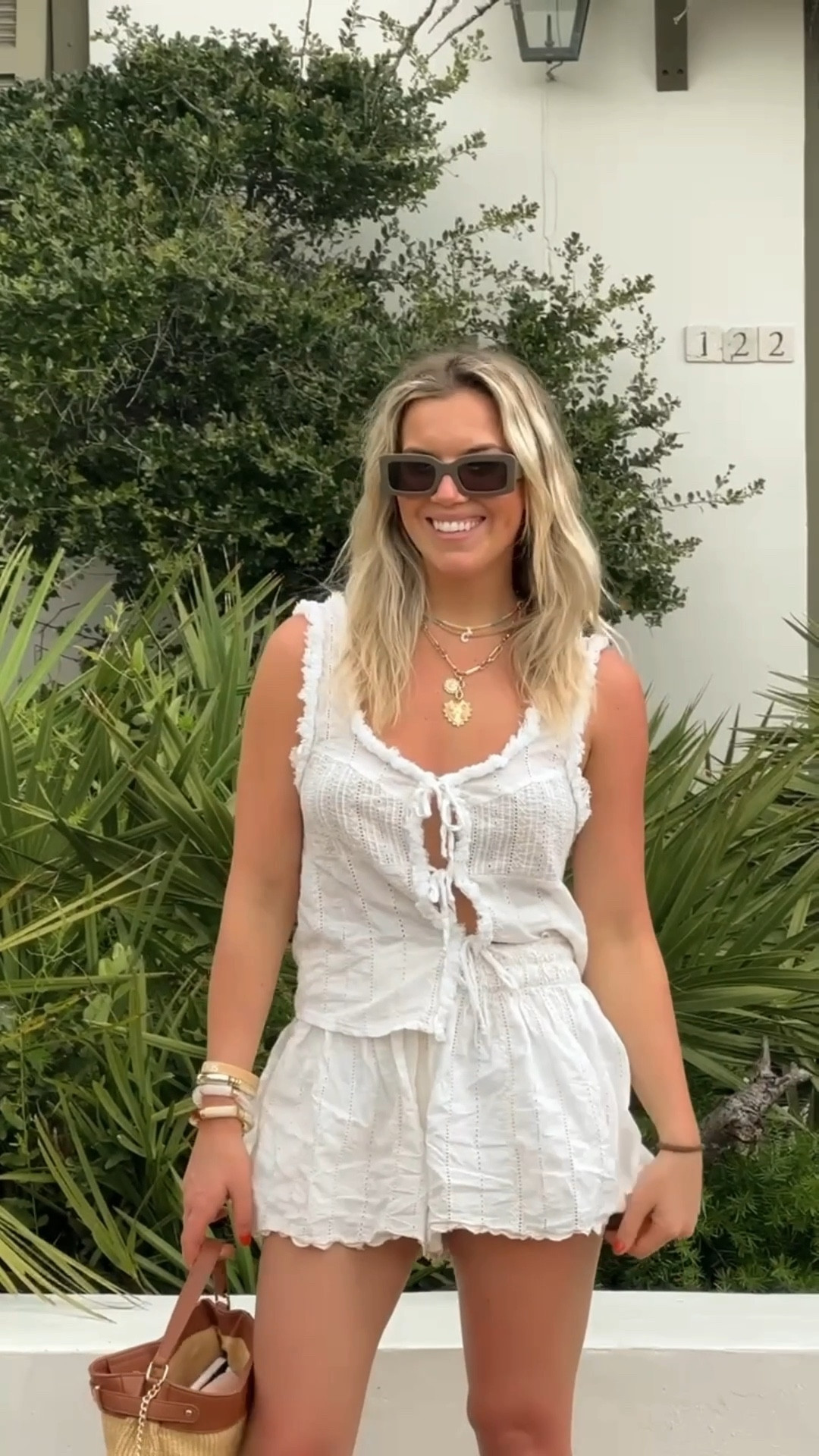 go to summer set 🤍 my exact fit is sold out but linked similar styles that I'm loving 

#LTKStyleTip #LTKFindsUnder100 #LTKSeasonal