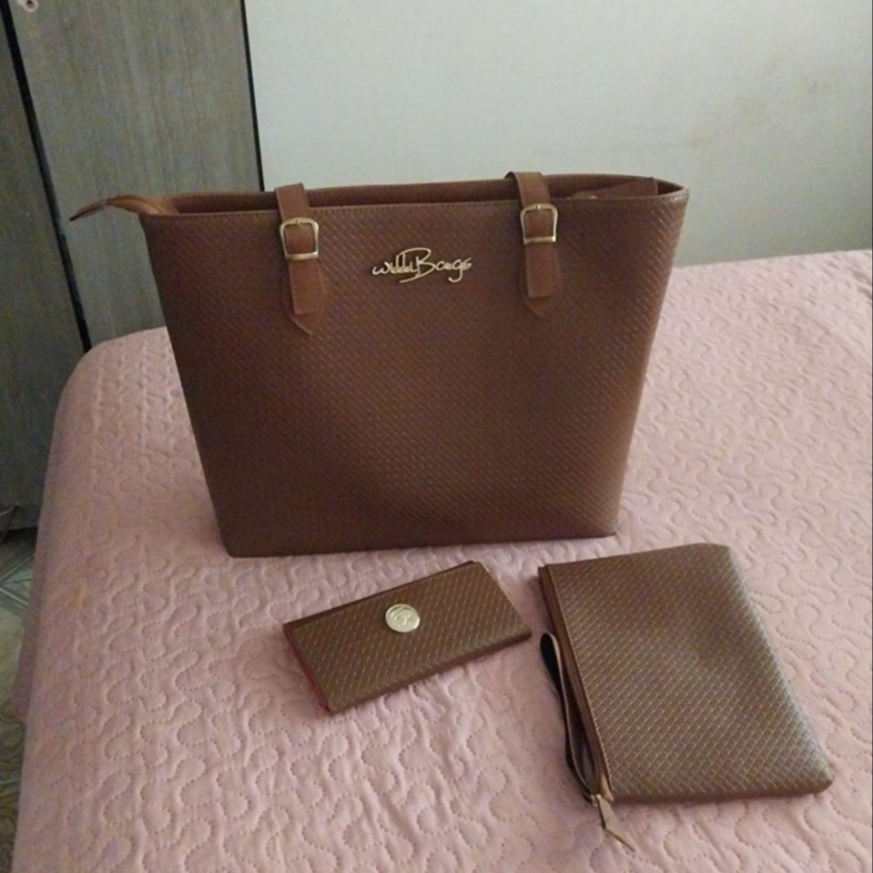 Kit Bolsa Feminina Tipo Sacola + Necessaire + Carteira Willibags#AmazonNaLTKAcademy#Amazon.brasil#@ltk.brasil

#LTKbrasil #LTKAsia #LTKVideo