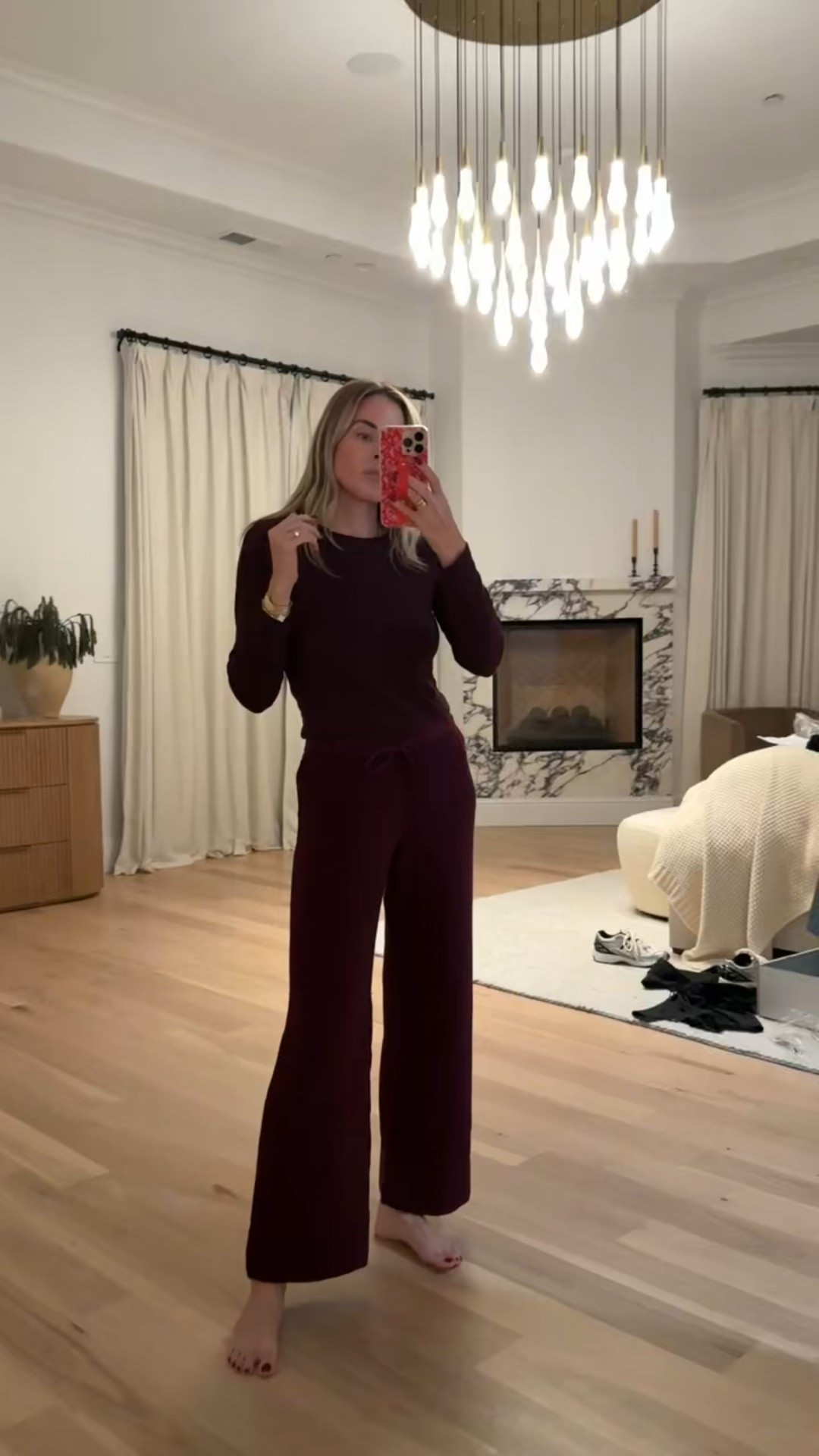 Loving these burgundy lounge pantss

#LTKGiftGuide #LTKdayinmylife #LTKmomlife
