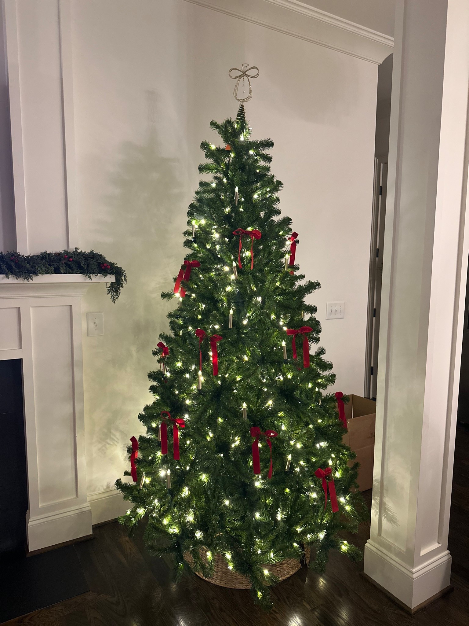 Christmas tree
Amazon find
Interior decor 

#LTKHome #LTKHoliday