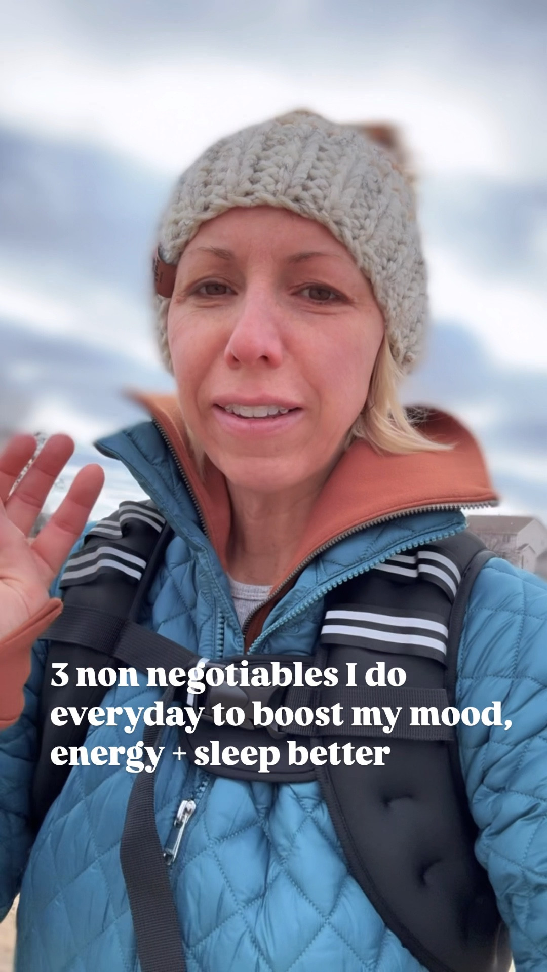 3 things I do daily to boost my mood, energy levels + sleep better…
1. Get outside & move 
2. Let my eyes see the sun (preferably in the am) 
3. Walk & if I want an added benefit I wear my weighted vest 👏🏻

#LTKWatchNow #LTKFitness #LTKOver40