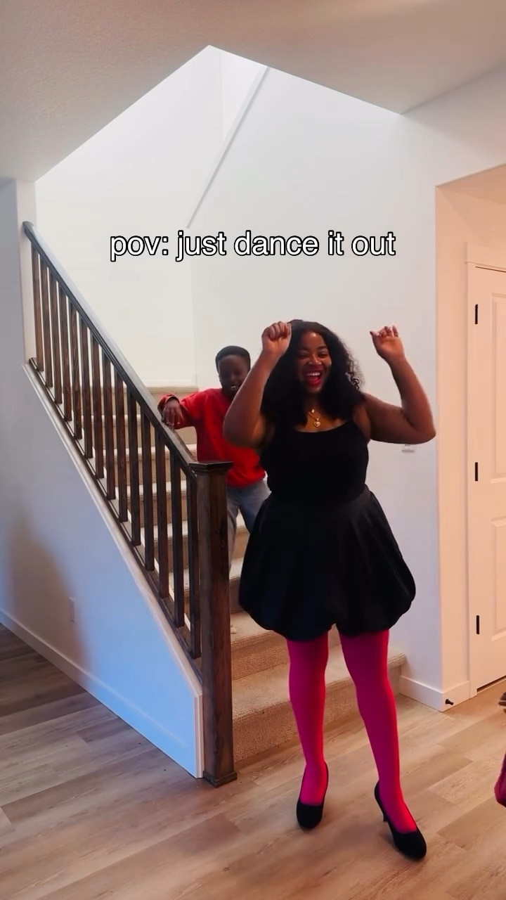 Midsize Black skirt Look

#LTKMidsize #LTKStyleTip #LTKFamily