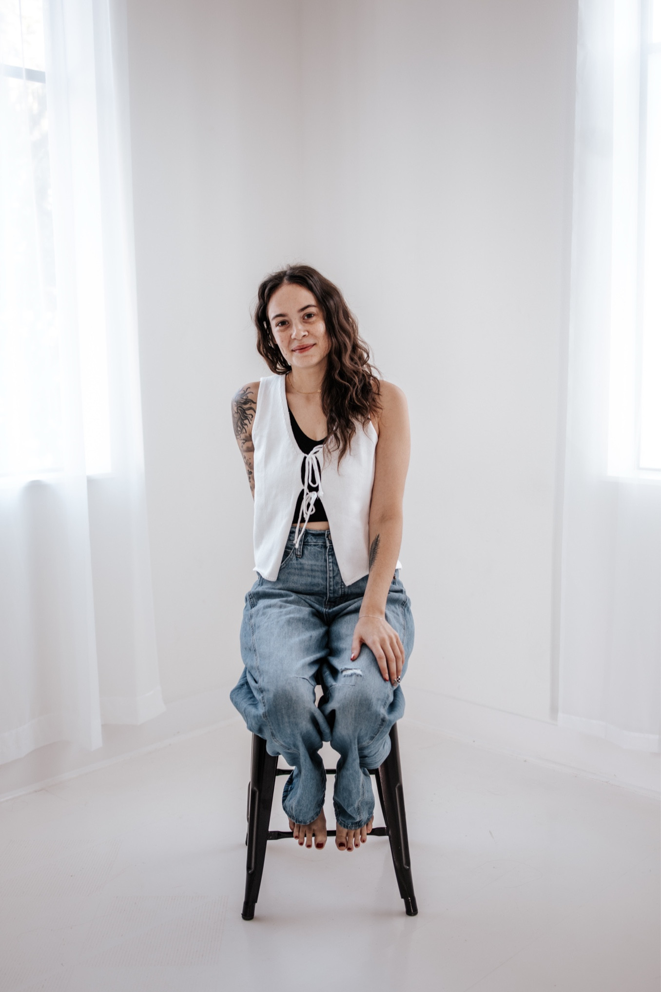 This is the second piece from my Amazon order I shared with you the other day! It’s a top that’s often returned, but I took a risk, and I’m so glad I did—because I’m absolutely in love! 
Want to see how I style these next? Follow along for more fall fashion inspiration!

#FallFashion #AmazonFinds #AbercrombieCreator #MomOOTD #MomLife #FallOutfits #FashionCommunity #MomStyle
