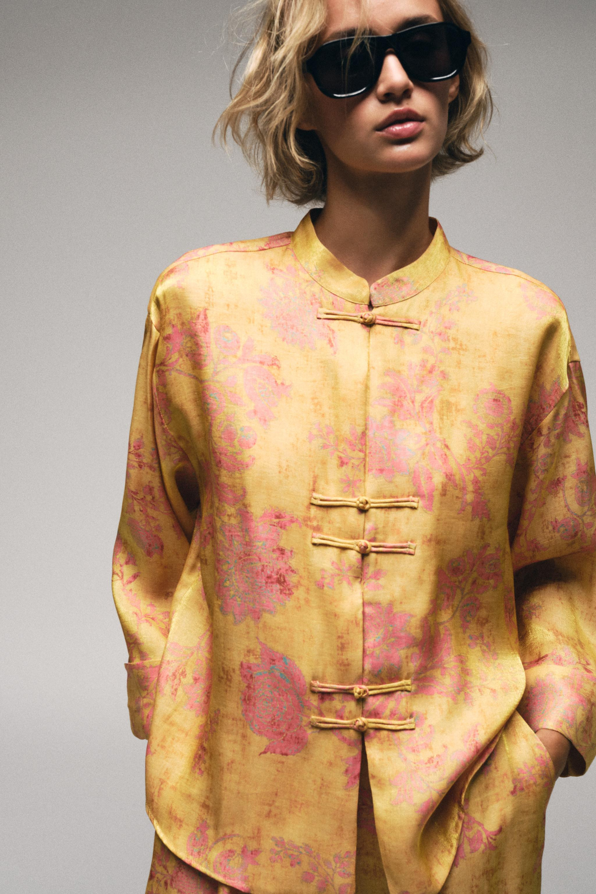 FLORAL PRINT FROG FASTENING SHIRT | Zara US