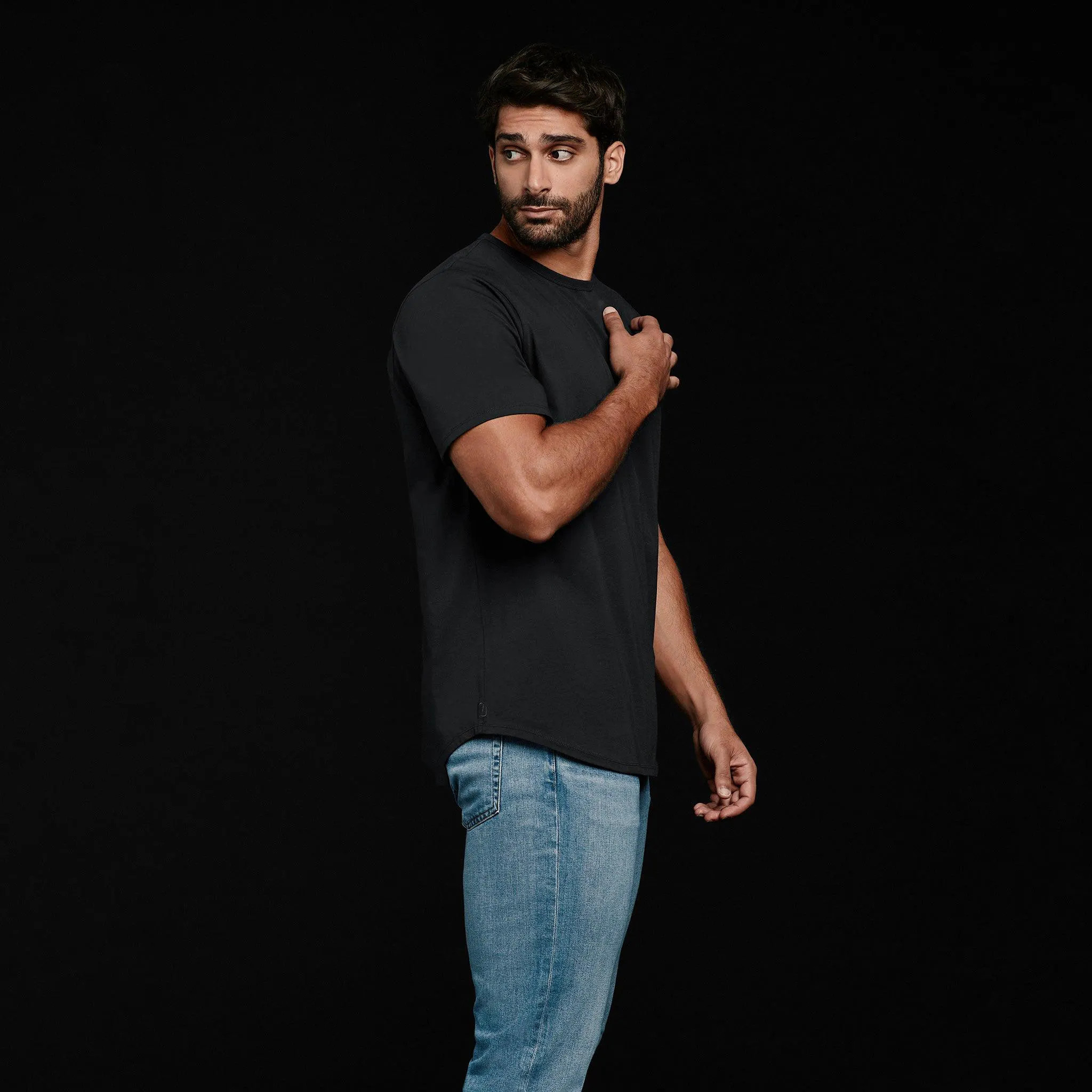 Short Sleeve Curved Hem T-Shirt | Black - nuuds | nuuds