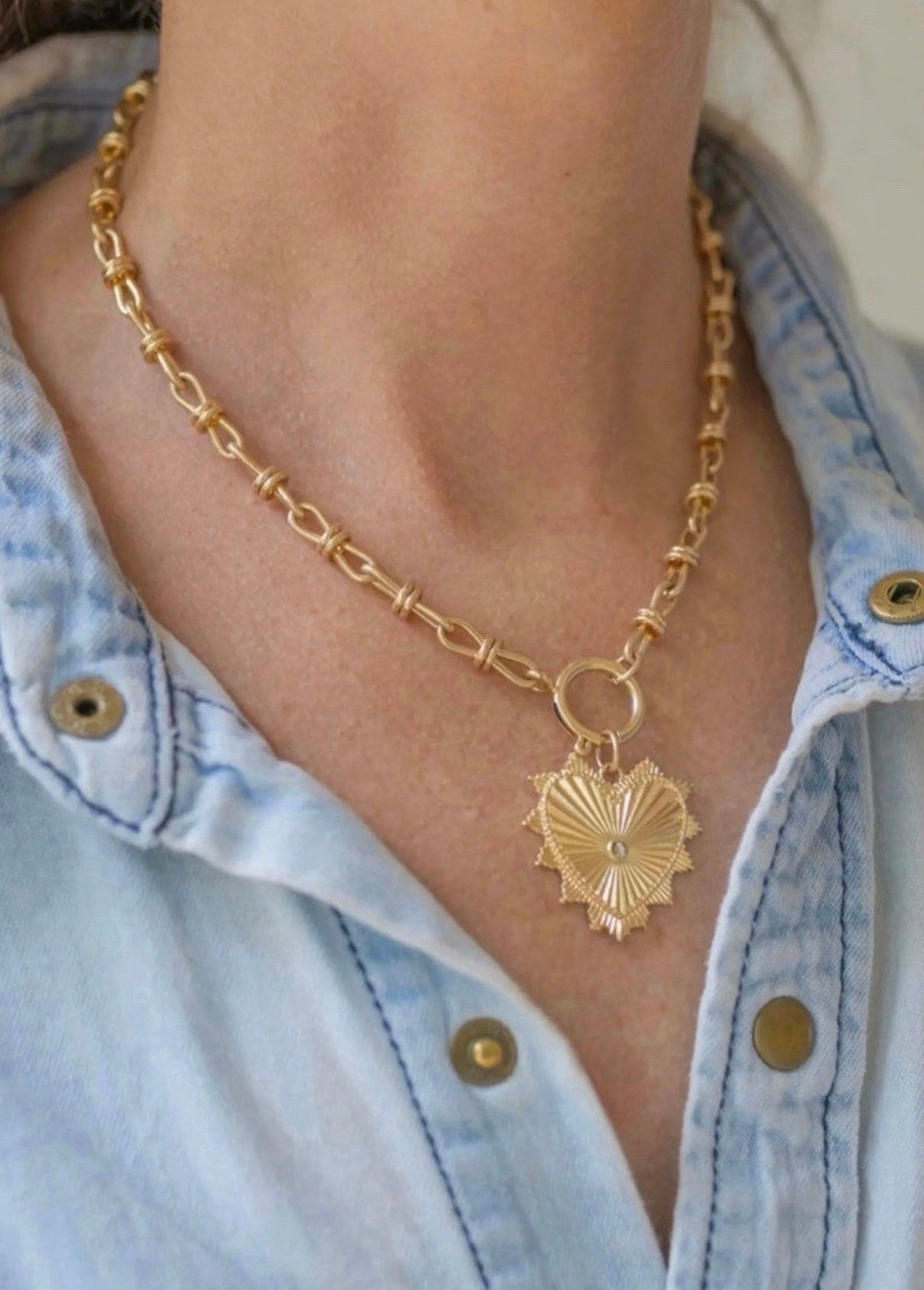 Heart necklace on sale 

#LTKSaleAlert 