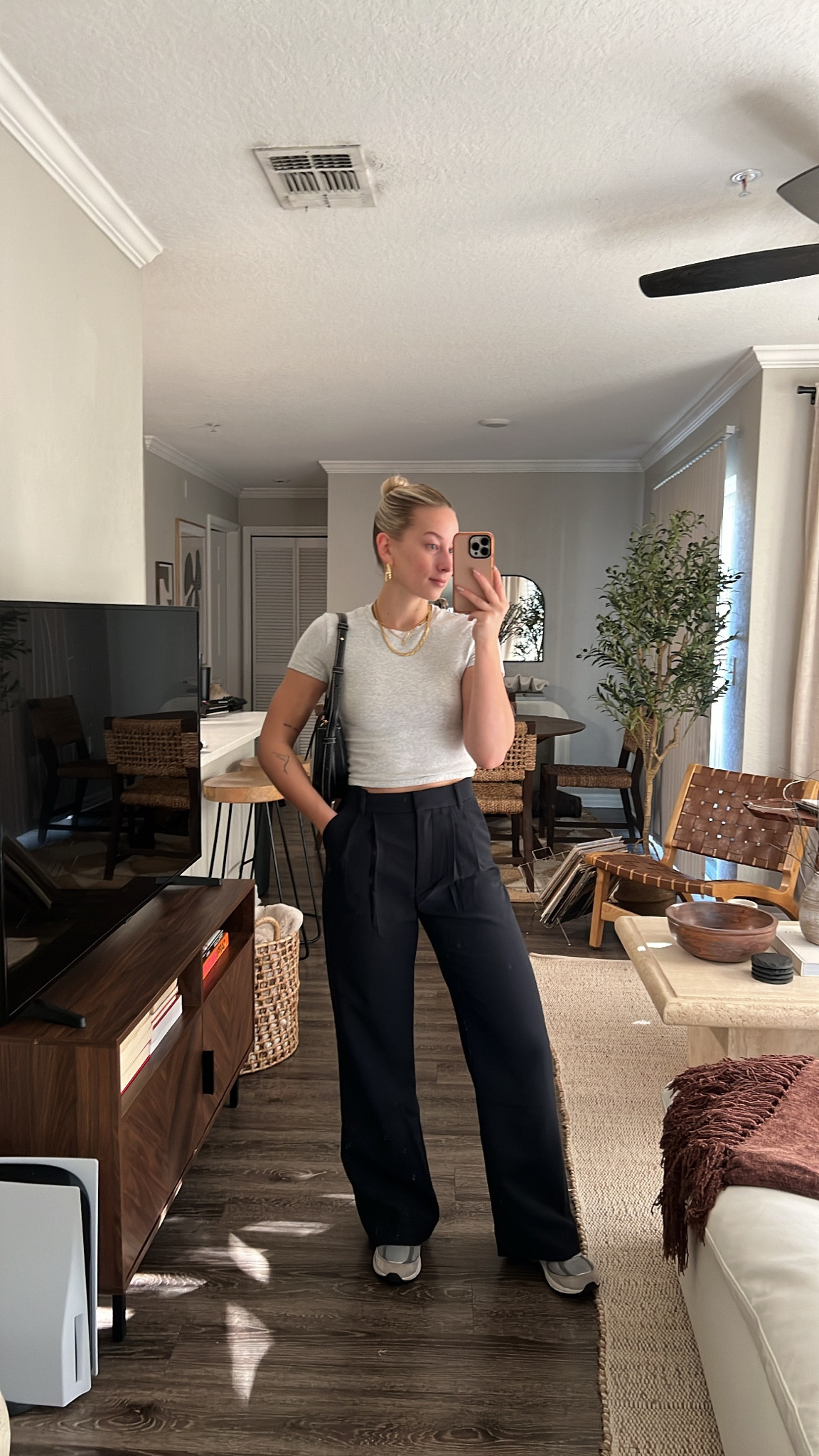 Abercrombie style, abercrombie pants, abercrombie sloane tailored pants, tailored pants, black pants, tailored black pants, everyday style, everyday outfit, baby tee, casual outfit ideas, hailey bieber outfit inspo, street style outfit ideas, streetwear outfits @abercrombie #abercrombiepartner #abercrombiestyle