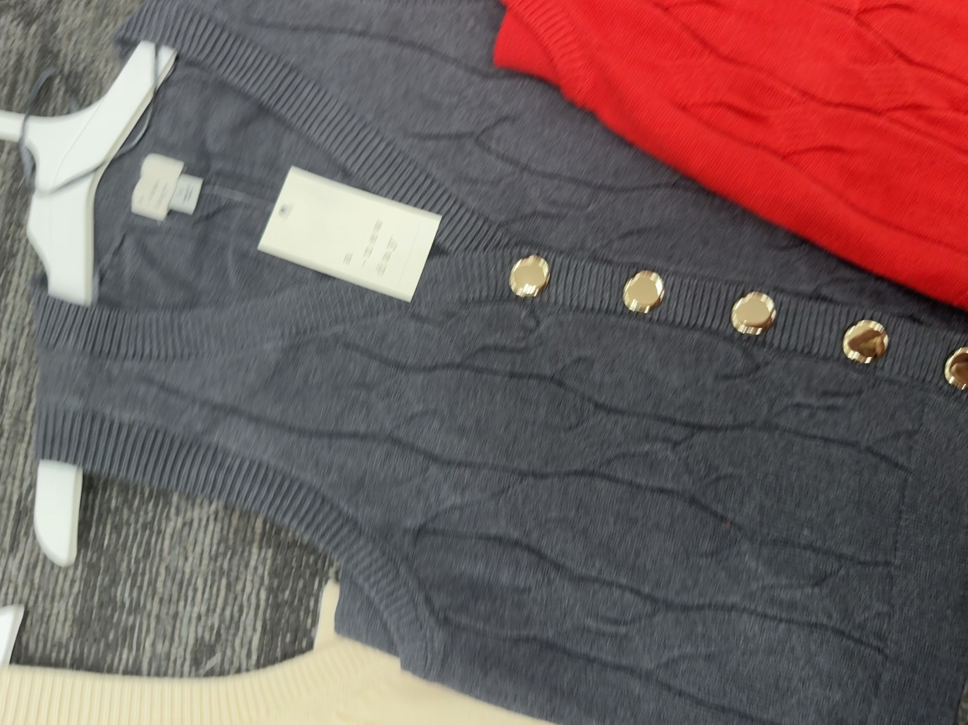 Red, white & gray ❤️🤍🩶  these are staples for early fall.  


 I want them all
  


#LTKOver40 #LTKFindsUnder50 #LTKStyleTip