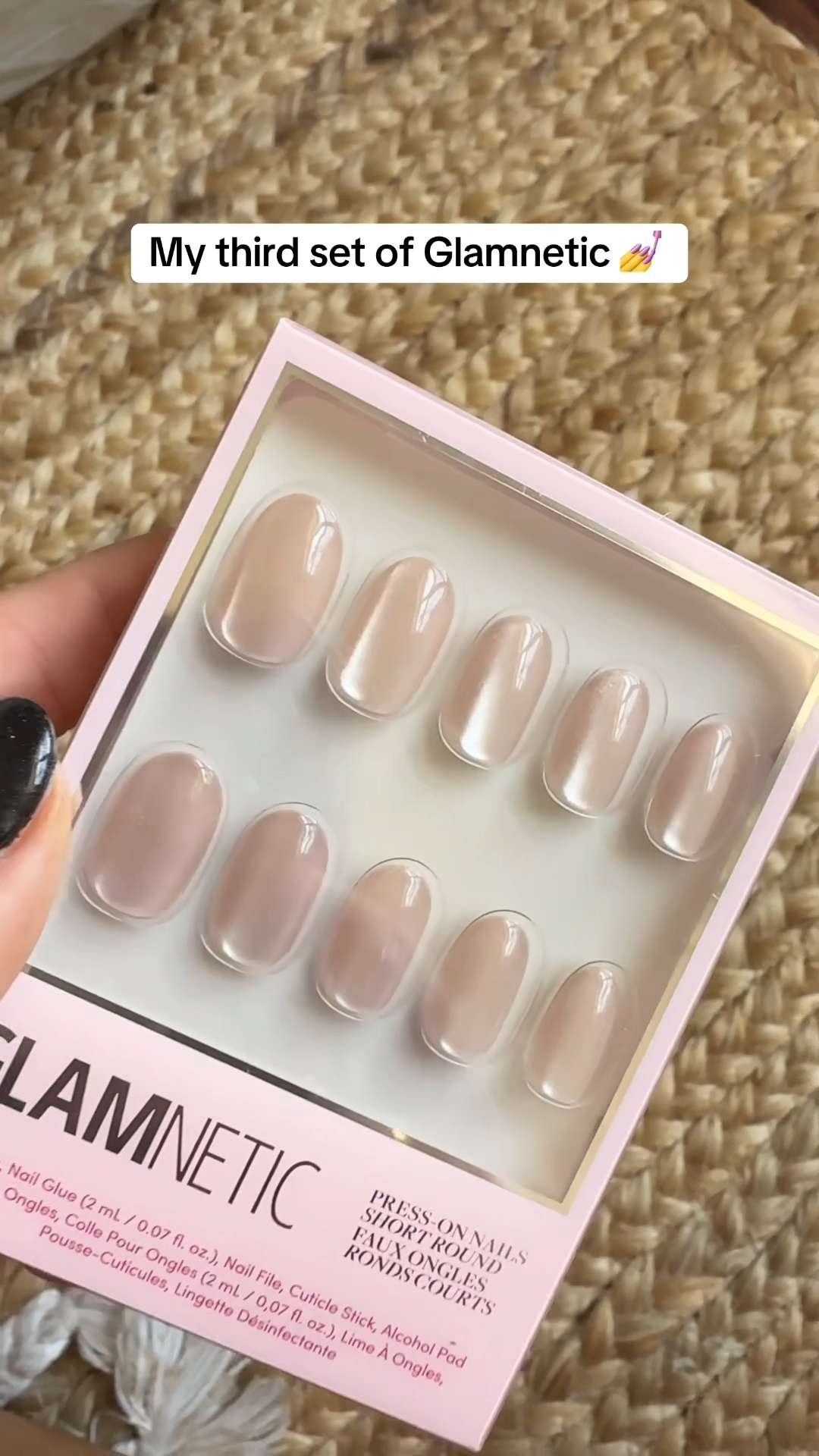 Short round nails are perfect when you want something practical that still looks neat and styled. They fit easily into everyday life without getting in the way. 

 #LTKdayinmylife #LTKselfcare #LTKBeauty