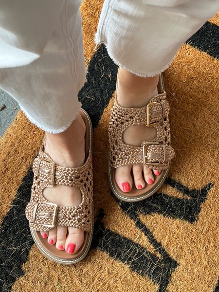 Obsessed with these Target sandals 🎯 

#LTKstyletip #LTKfindsunder50