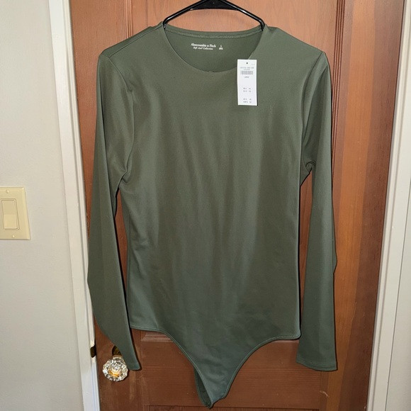 Abercrombie & Fitch Olive Long Sleeve bodysuit | Poshmark
