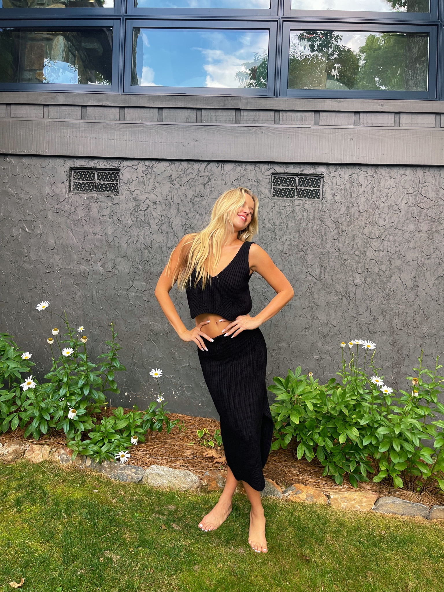 Matching set

Fall  fall outfit  fall fashion  matching set  fall matching set  knit  women’s fashion  style guide  MarlaFay

#LTKStyleTip #LTKSeasonal