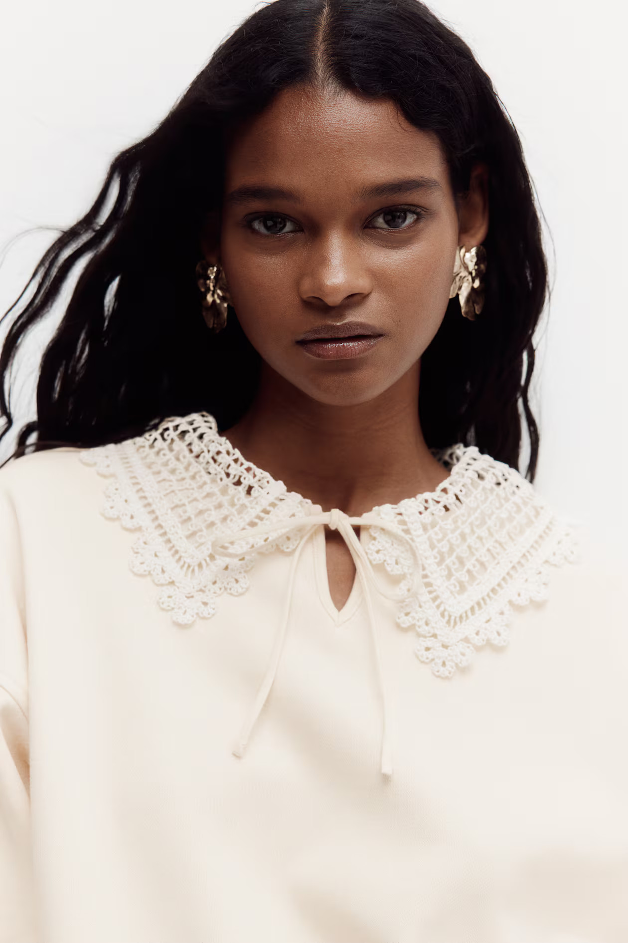 Collared sweatshirt | H&M (UK, MY, IN, SG, PH, TW, HK)