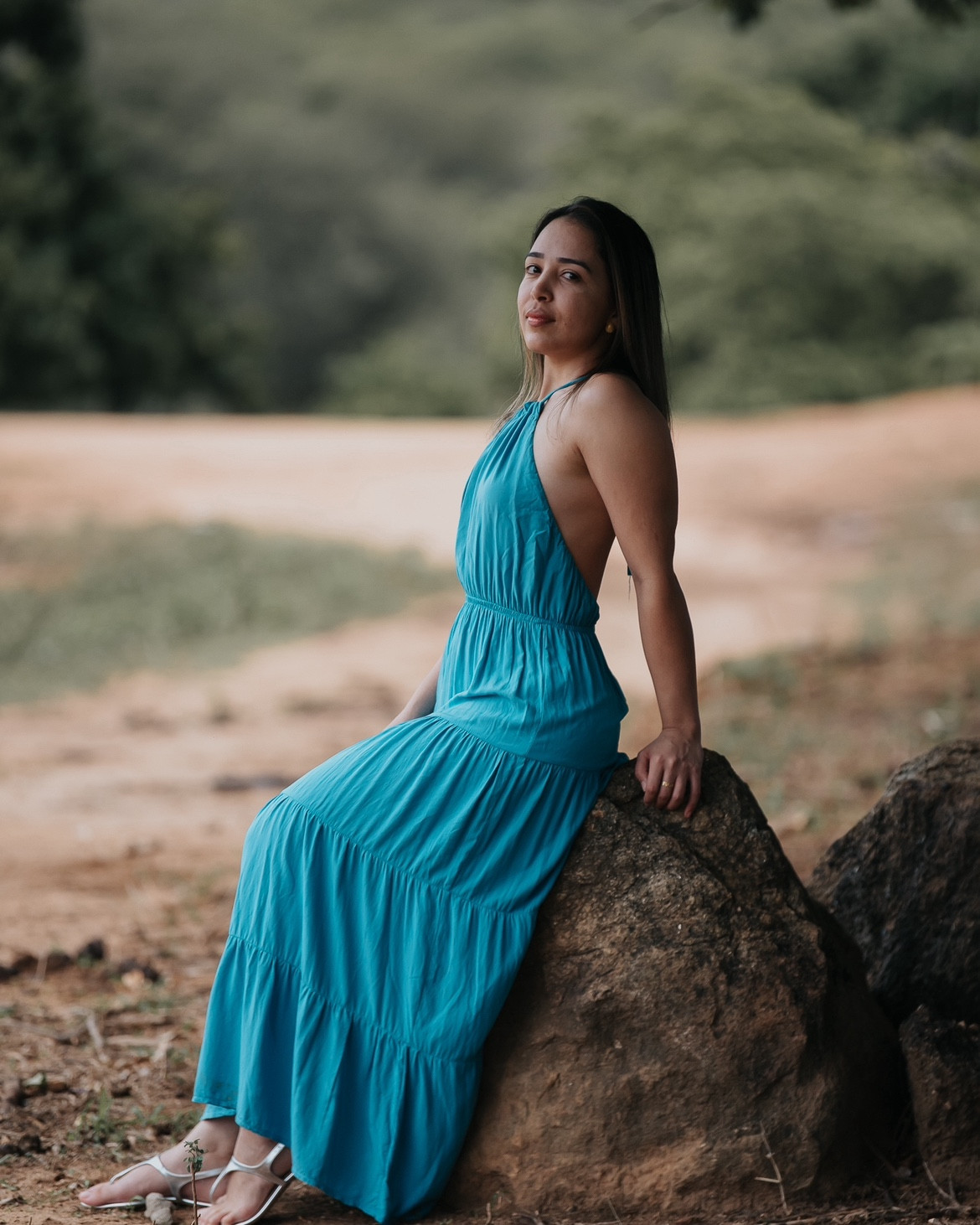 Uma seleção de vestido é rasteirinha prateada para te inspirar.

#LTKbrasil #LTKshoes