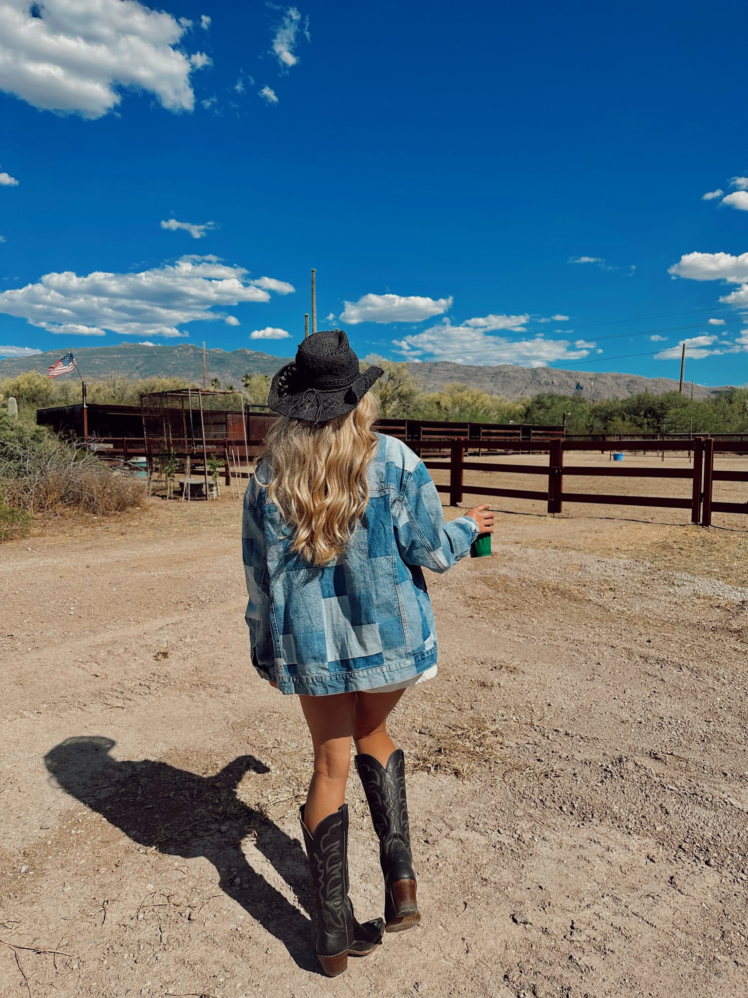 cowgirl moment👢🐮