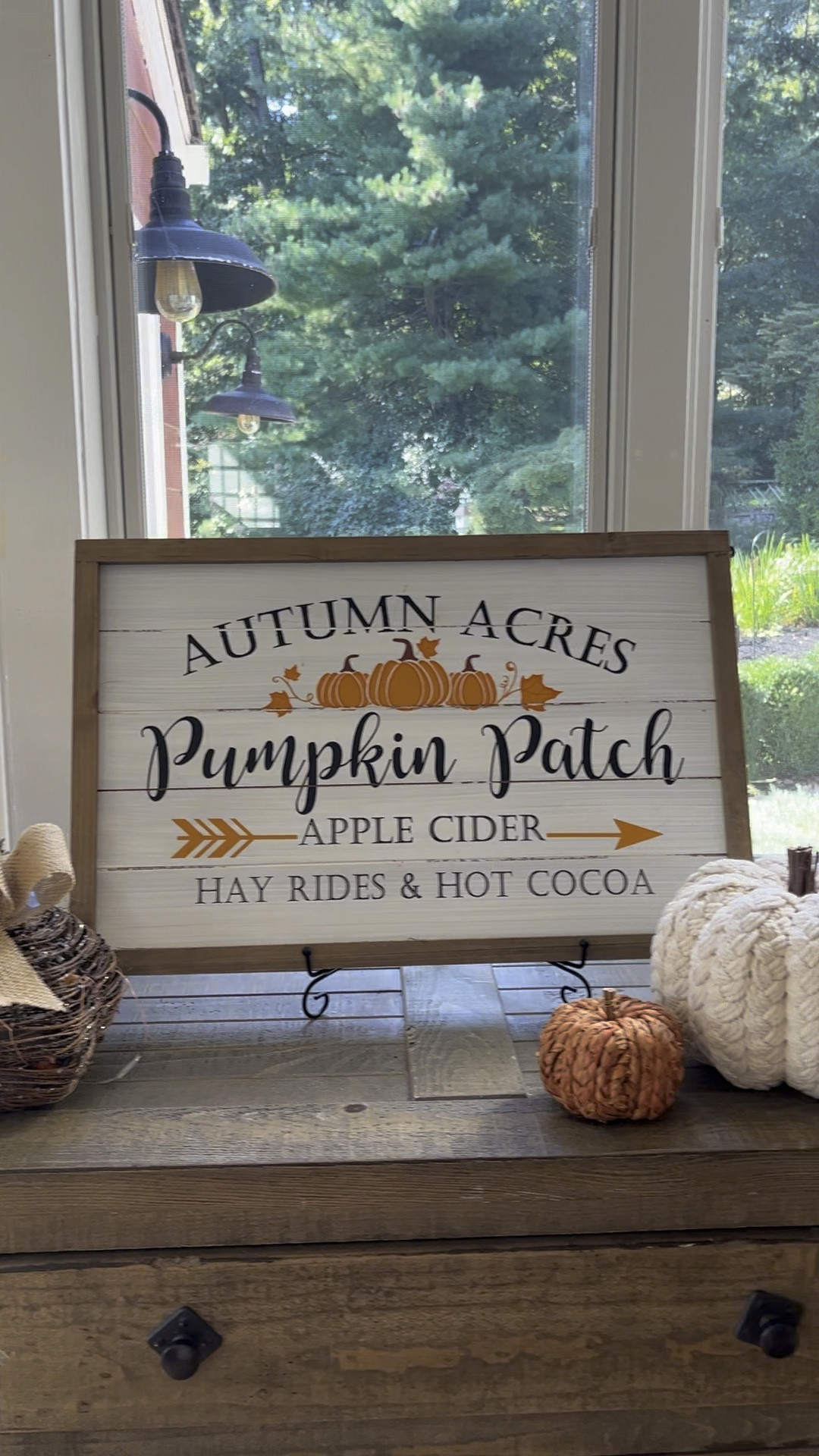 Getting my house all dolled up for Fall!! Shop my LTK in bio 😘

#LTKunder50 #LTKSale #LTKSeasonal