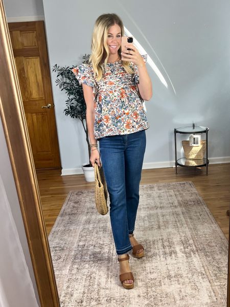 Such a cute little top! Love the print and the ruffle sleeve! Code JACQUELINE10 saves 10%  Wearing size small. 

#LTKFind #LTKunder50 #LTKsalealert