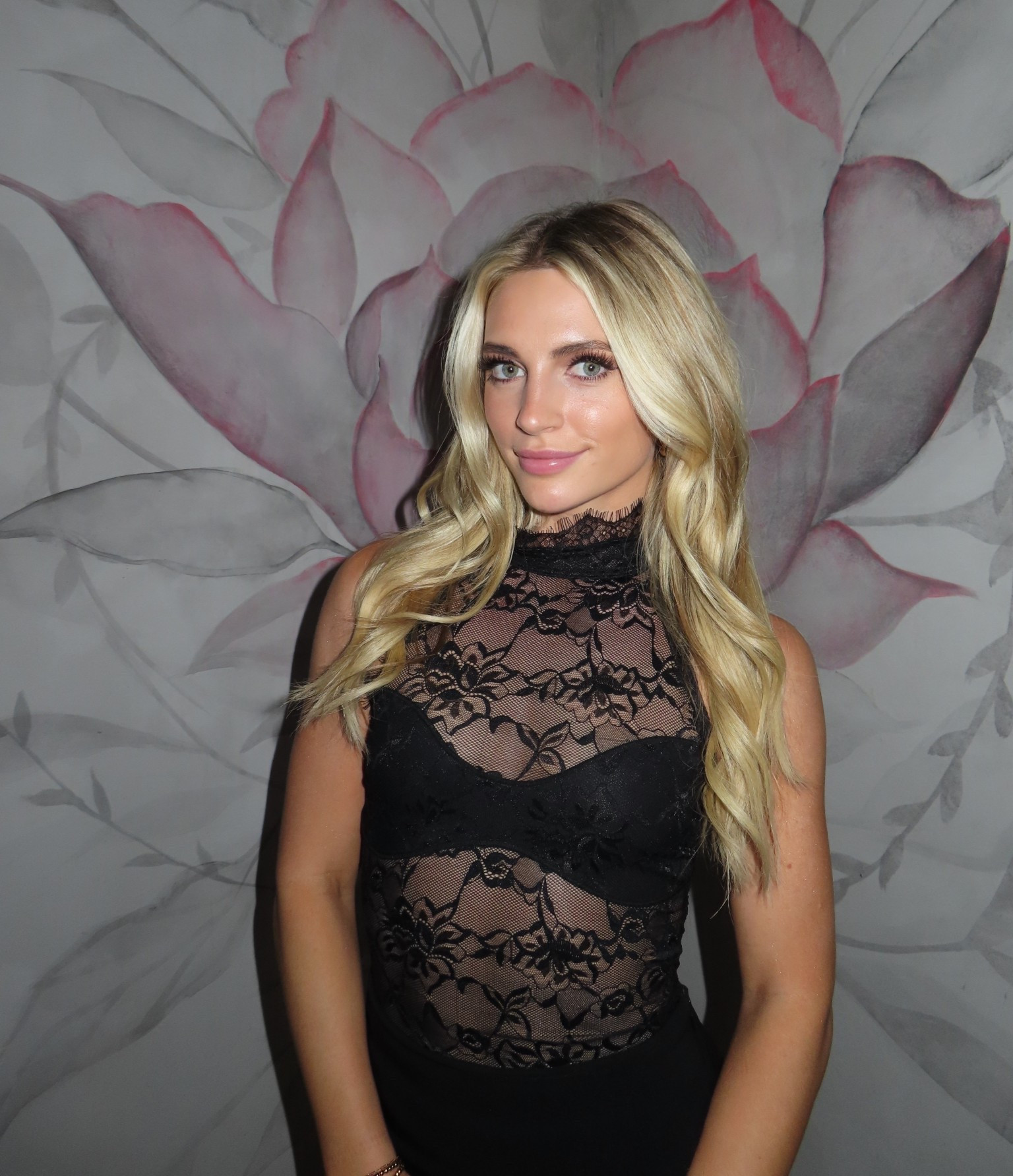 Obsessed with this for a girls night out #ltknightout 

#LTKootd #LTKdayinmylife #LTKPetite