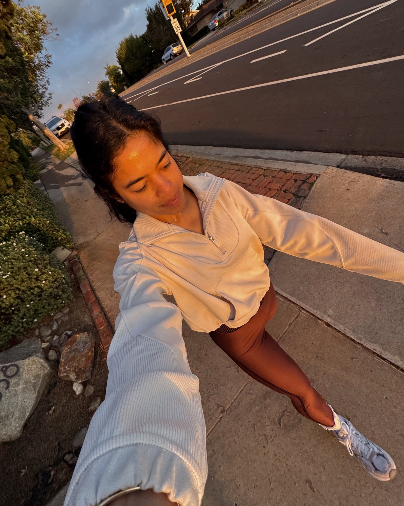 Sunrise walk! 


#LTKootd #LTKmorningroutine #LTKfitnessgoals