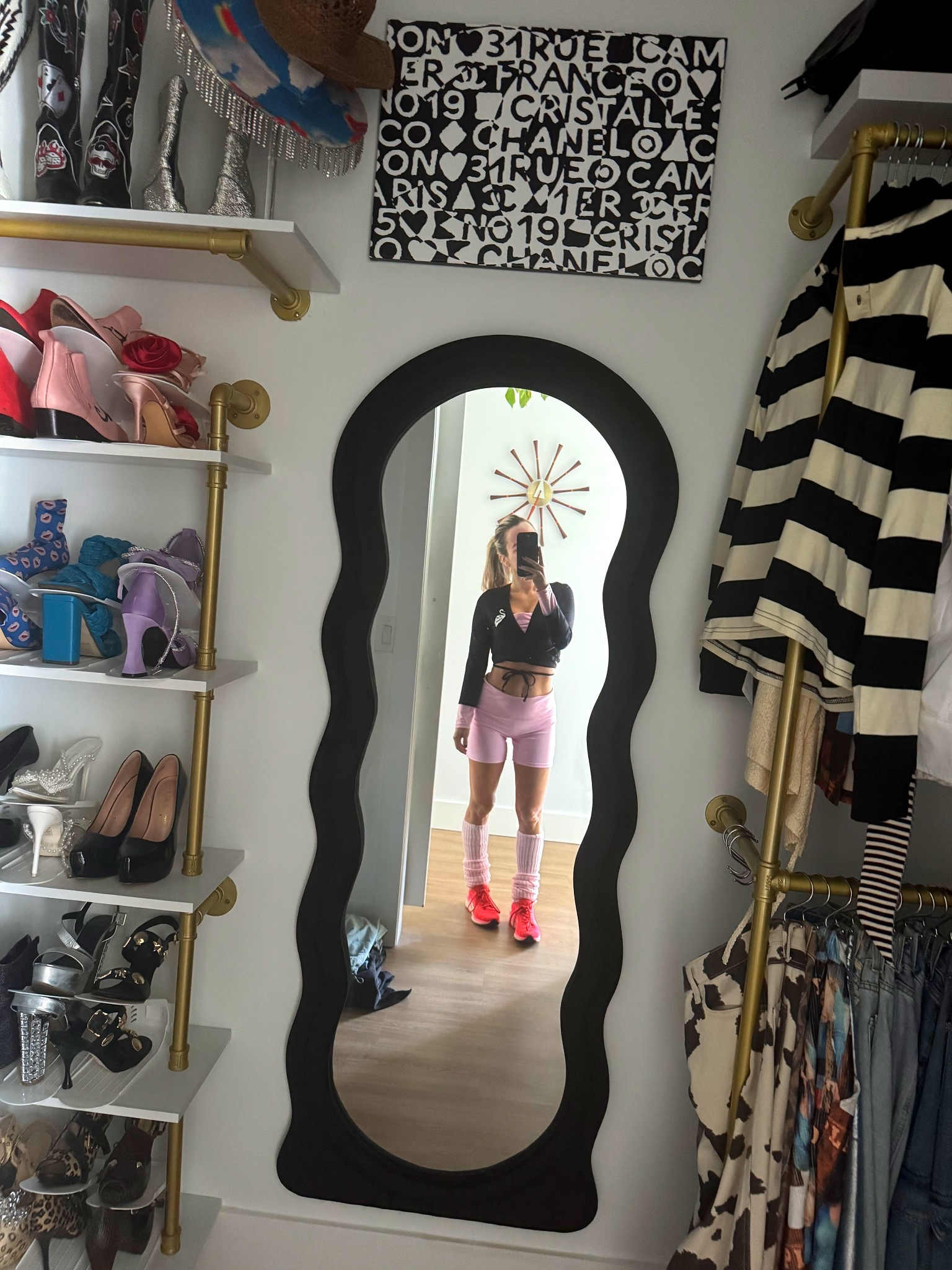 A little ballet-core moment for my Saturday sweat 🩰🫶🏼 #balletcore #morningworkout #activewearstyle

#LTKFindsUnder100 #LTKActive #LTKStyleTip