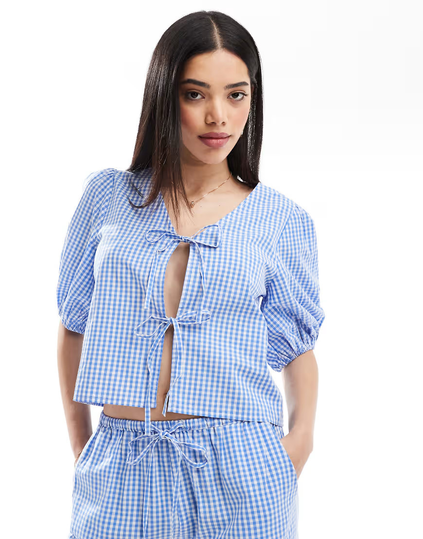 Esmee Exclusive tie front puff sleeve beach top in blue and white gingham-Multi | ASOS (Global)