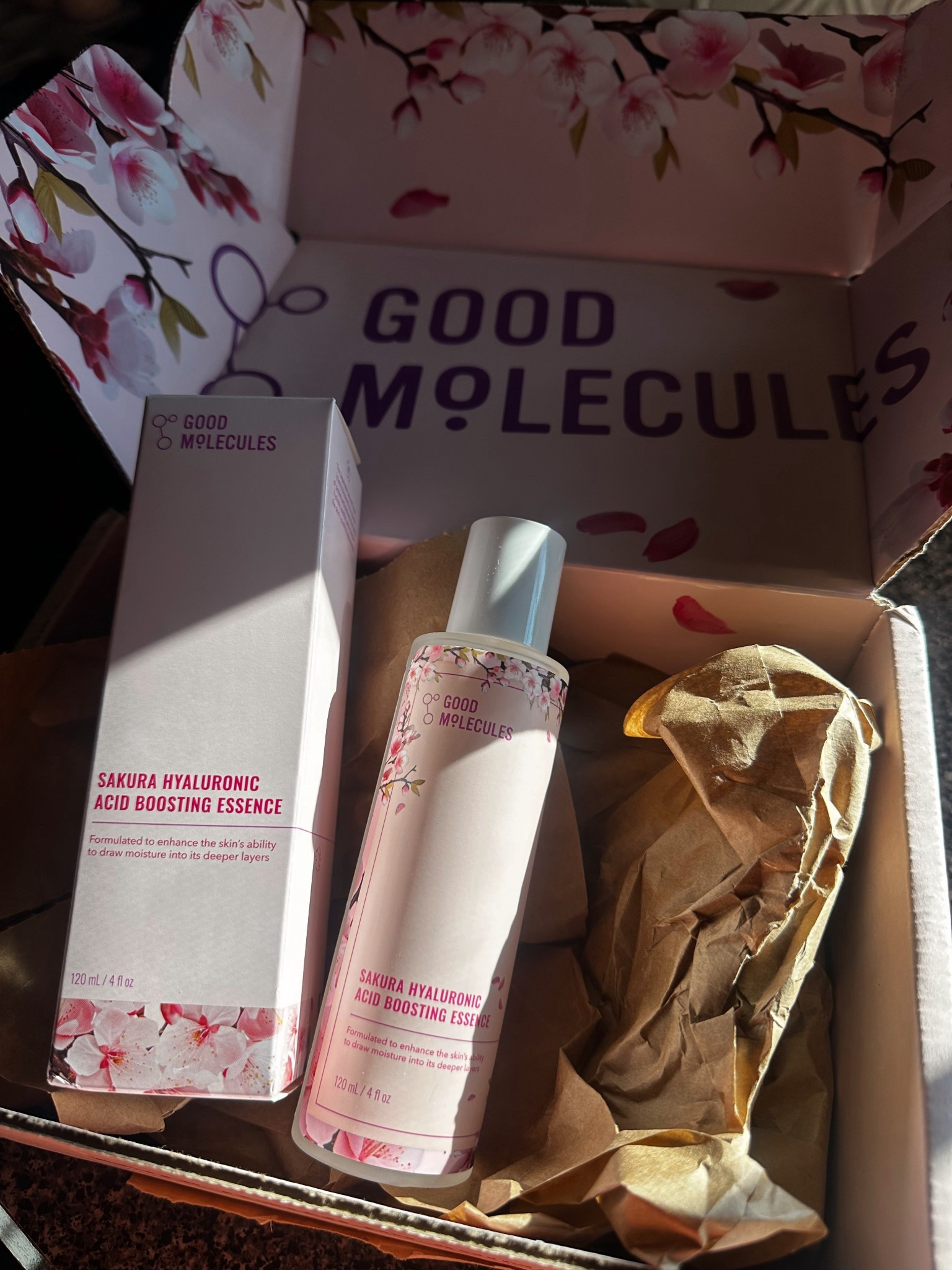 Good molecules skin care 😍 Good molecules is my favorite skincare and this hyaluronic acid essence looks amazing 🌸

#LTKBeauty #LTKFindsUnder50 #LTKSummerEdit