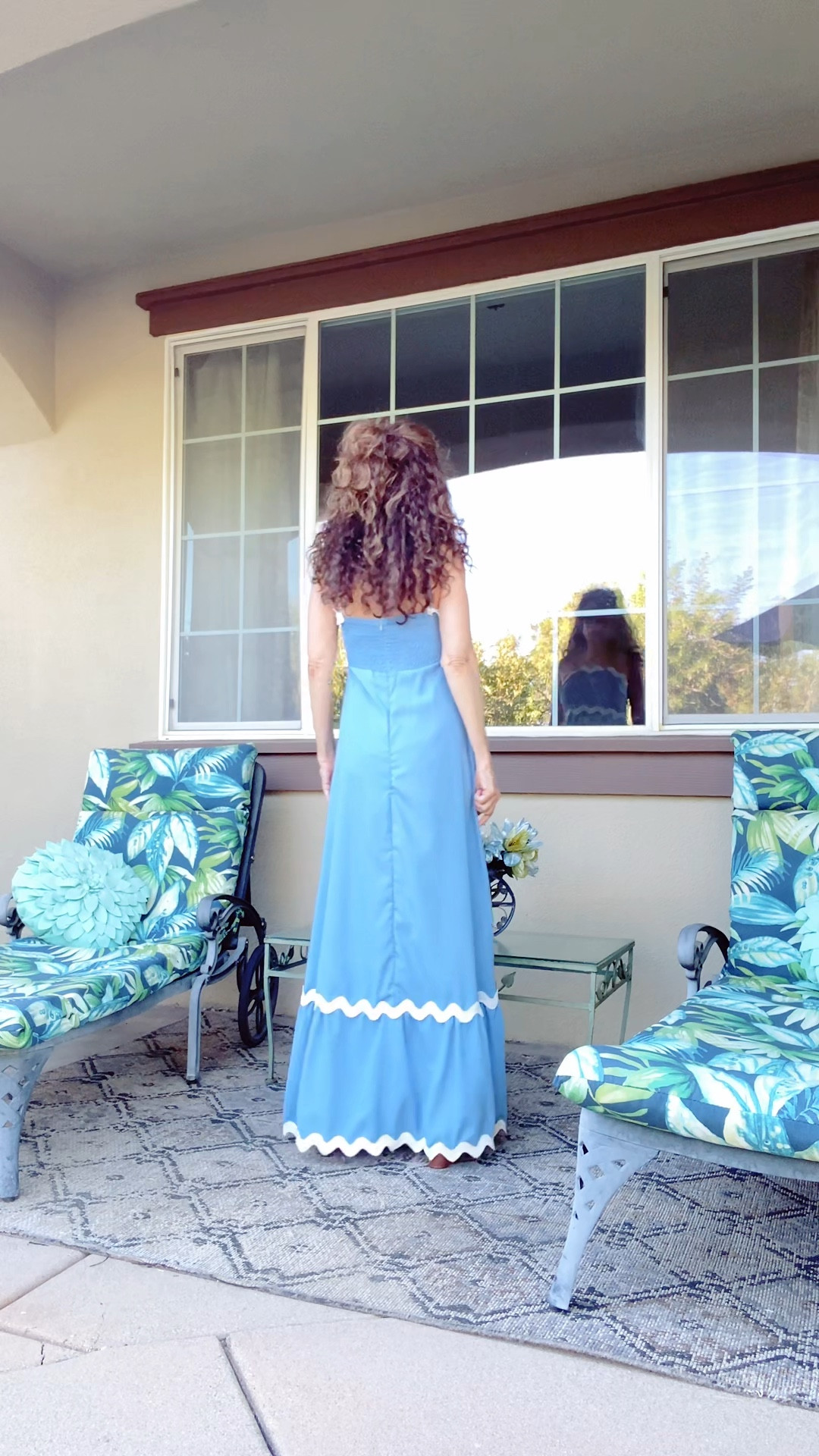 Fall fashion style dress 🩵🍁going from end of Summer into Fall this dress comes in so many colors beige, blue, white or black.. The flowy long boho style dress can be worn with boots to add that fall fashion or heels to dress it up!

#LTKFallSale #LTKStyleTip #LTKOver40